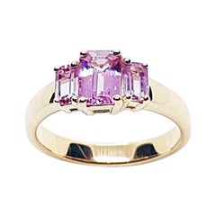 Ring mit rosa Saphiren in 18 Karat Roségoldfassungen gefasst