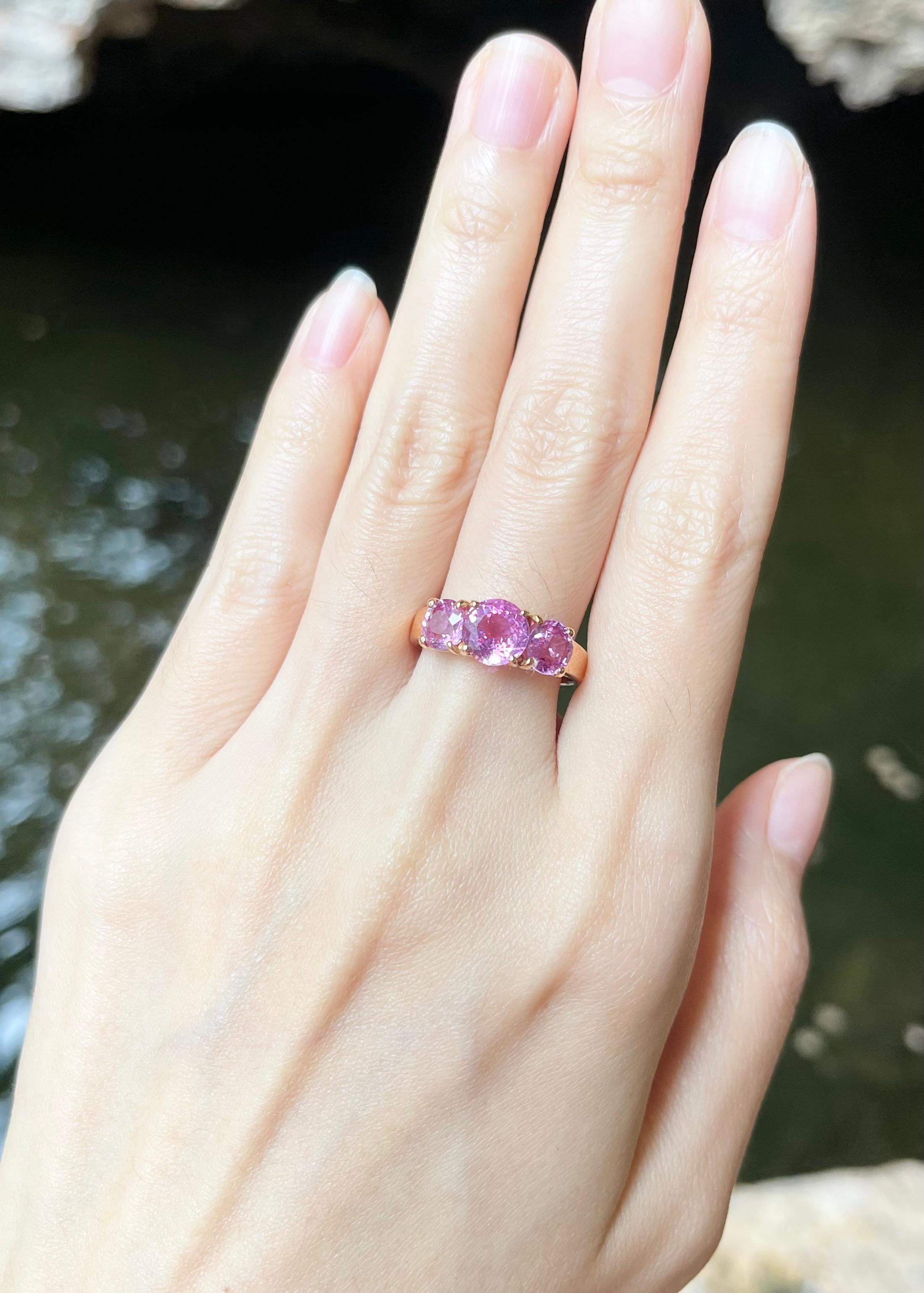 Pink Sapphire 3.43 carats Ring set in 18K Rose Gold Settings

Width:  1.6 cm 
Length: 0.7 cm
Ring Size: 55
Total Weight: 4.73 grams

