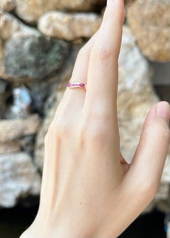 Pink Sapphire Ring set in 18K Rose Gold Settings