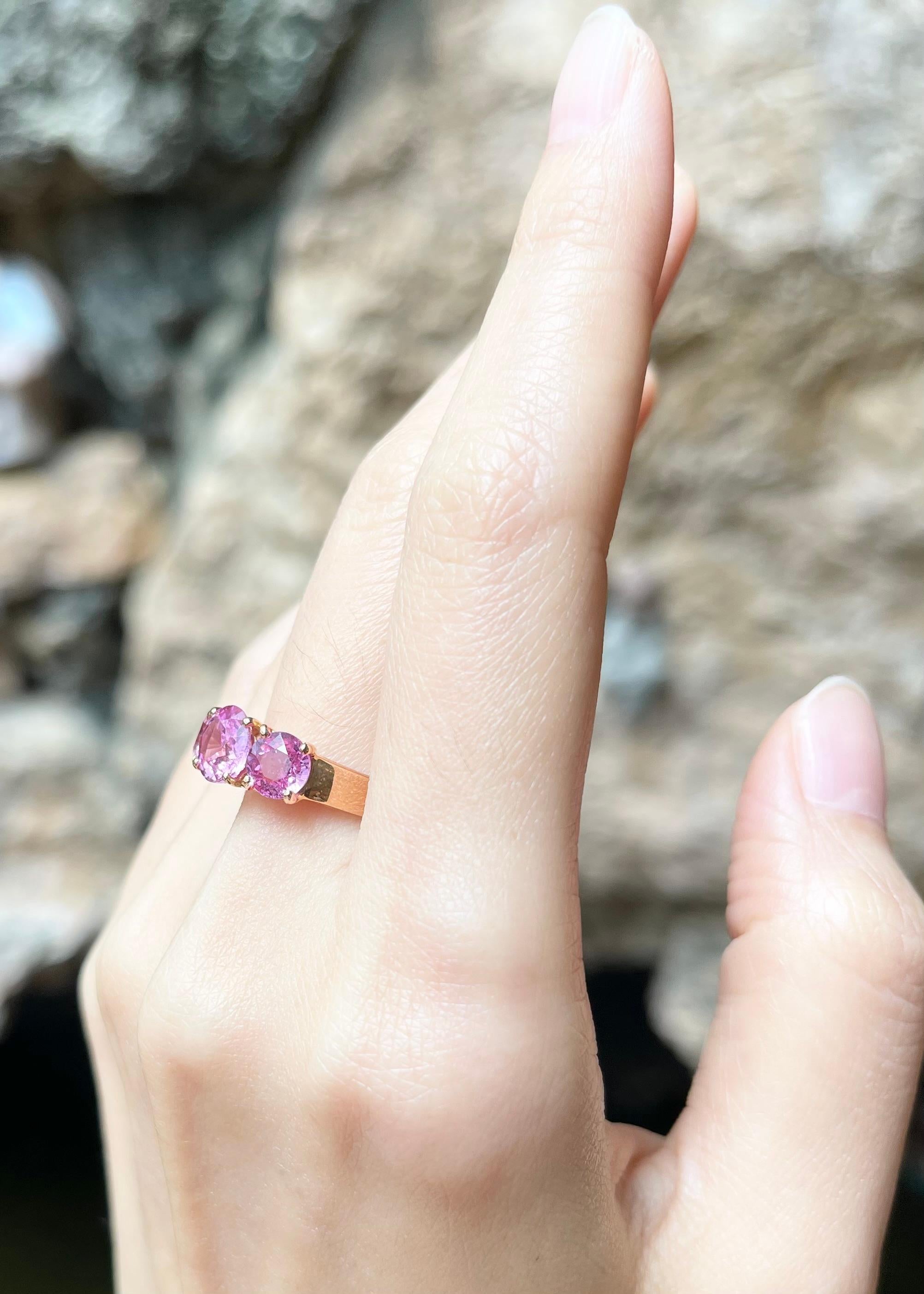 Pink Sapphire Ring set in 18K Rose Gold Settings In New Condition For Sale In Bangkok, TH