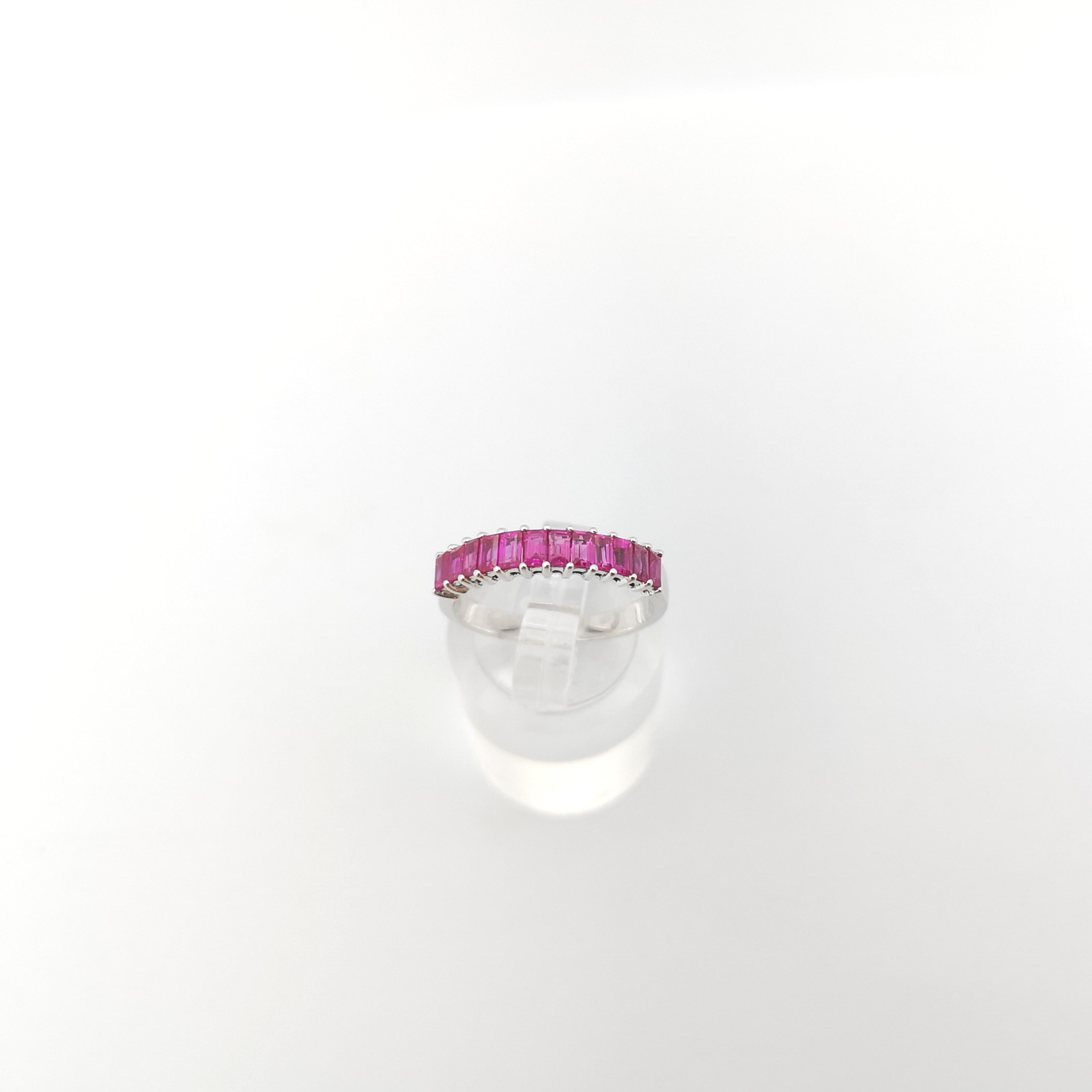 Pink Sapphire Ring set in 18K White Gold Settings For Sale 4