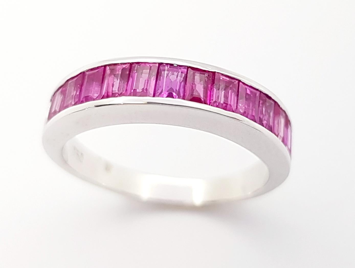 Pink Sapphire Ring set in 18K White Gold Settings For Sale 1