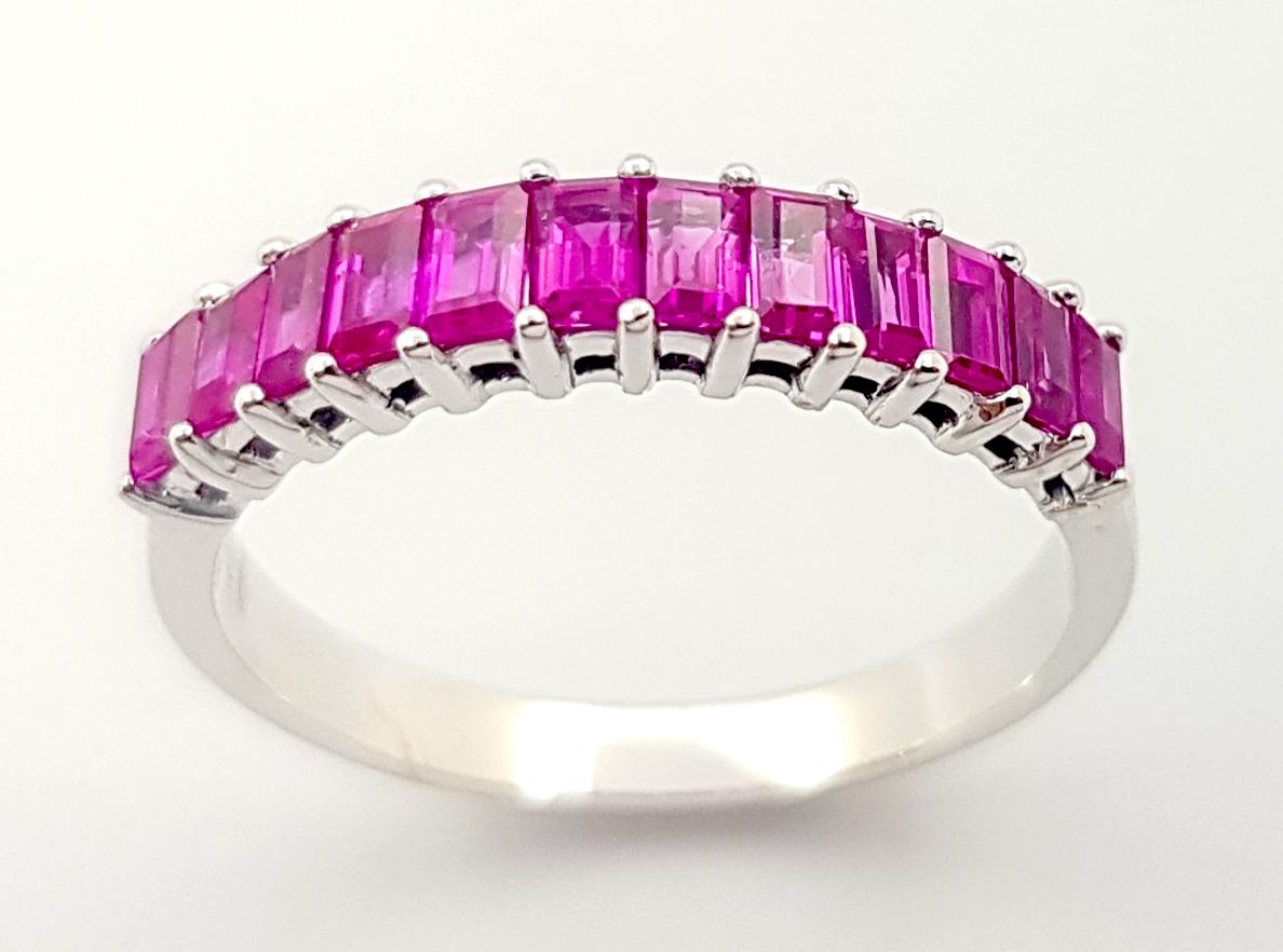 Pink Sapphire Ring set in 18K White Gold Settings For Sale 2