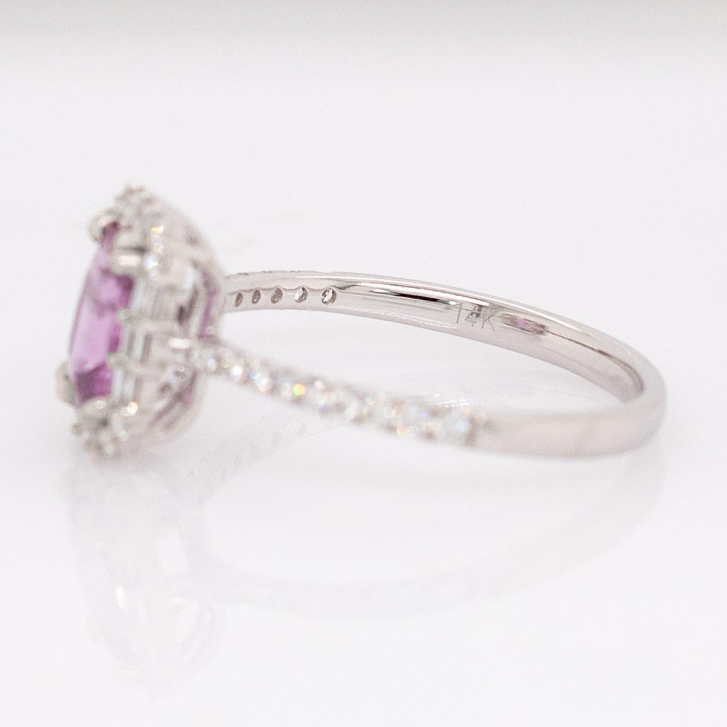 Pink Sapphire Ring mit natürlichen Diamanten Akzente: Massiv 14k Weißgold, 7x5mm im Angebot 1