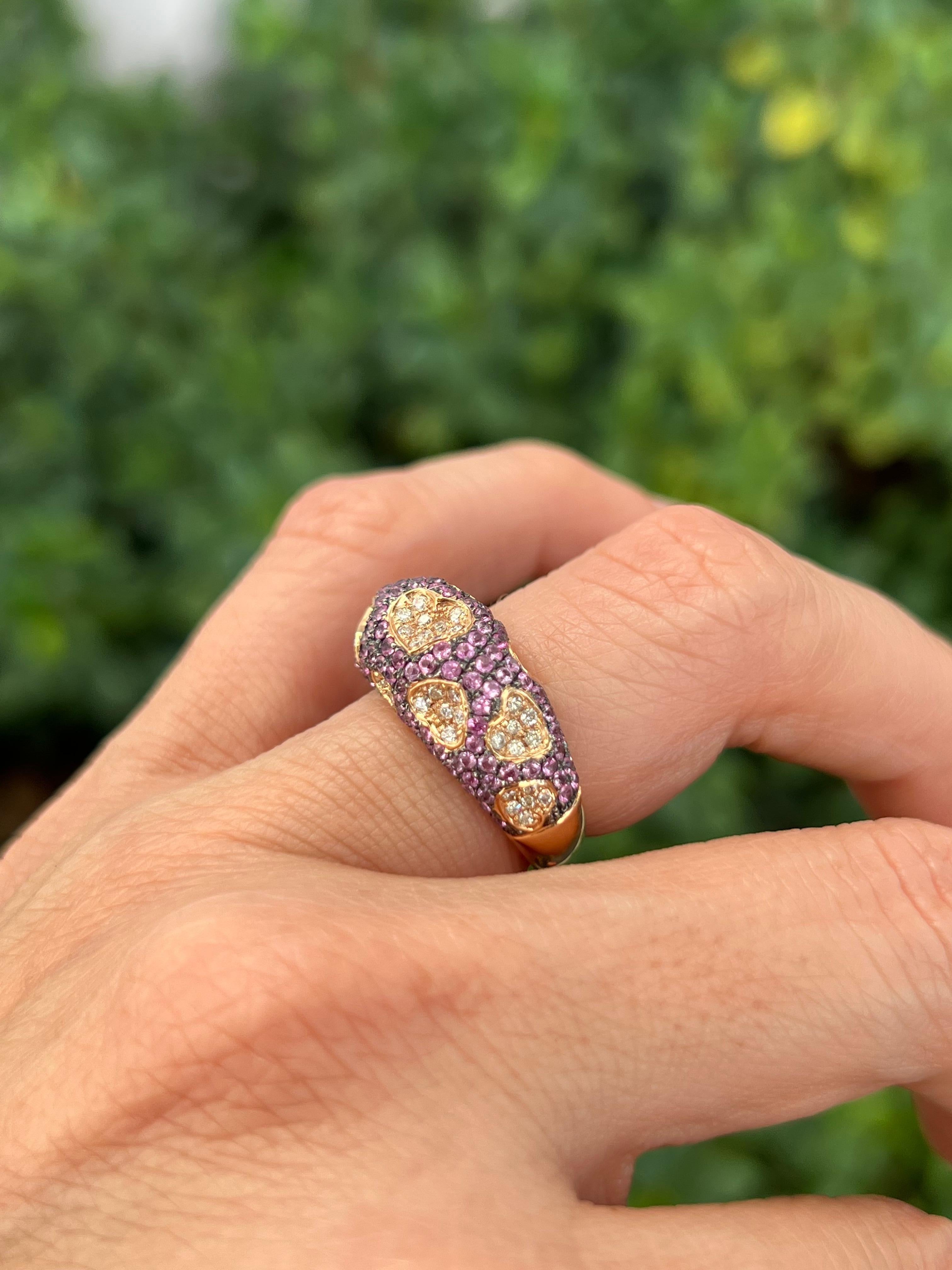 Brilliant Cut Pink Sapphire Rose Gold Heart Dome Ring For Sale