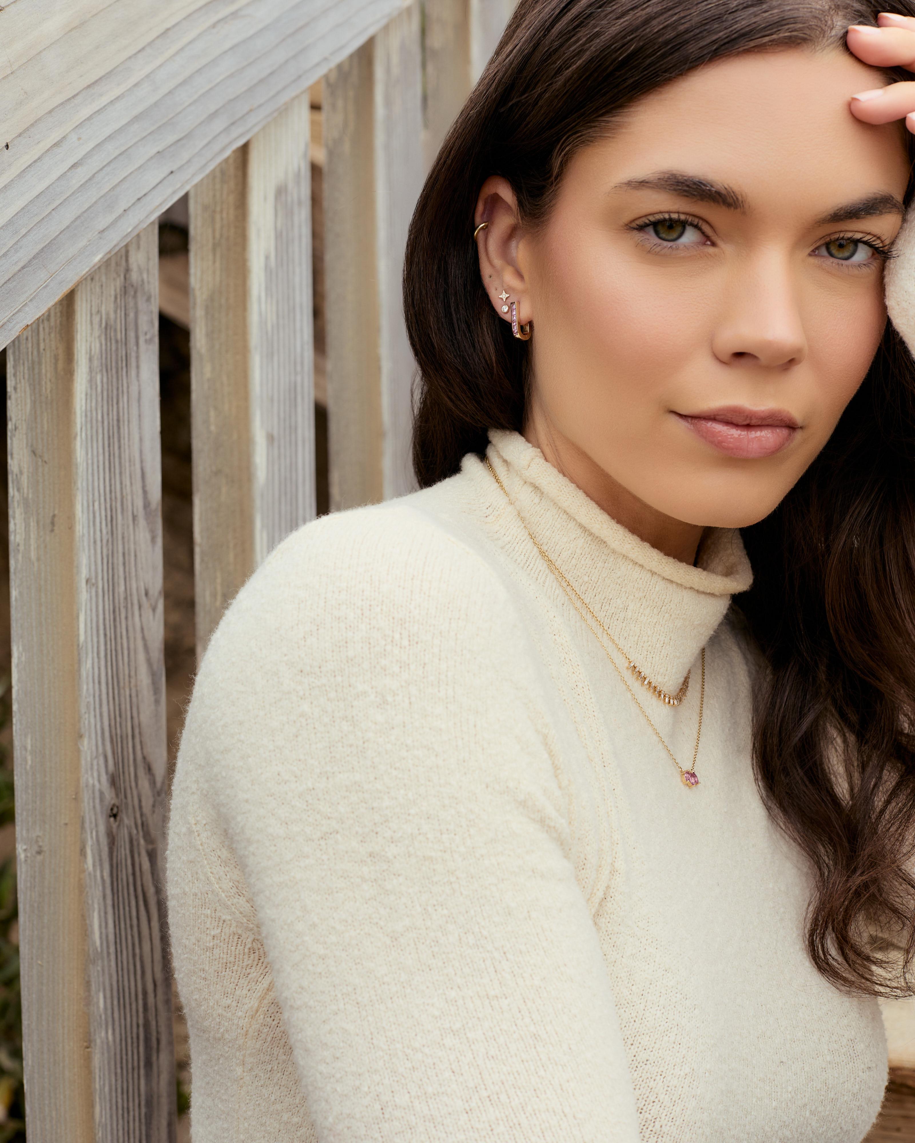 Boucles d'oreilles en forme de U en saphir rose Neuf - En vente à Woodland Hills, CA