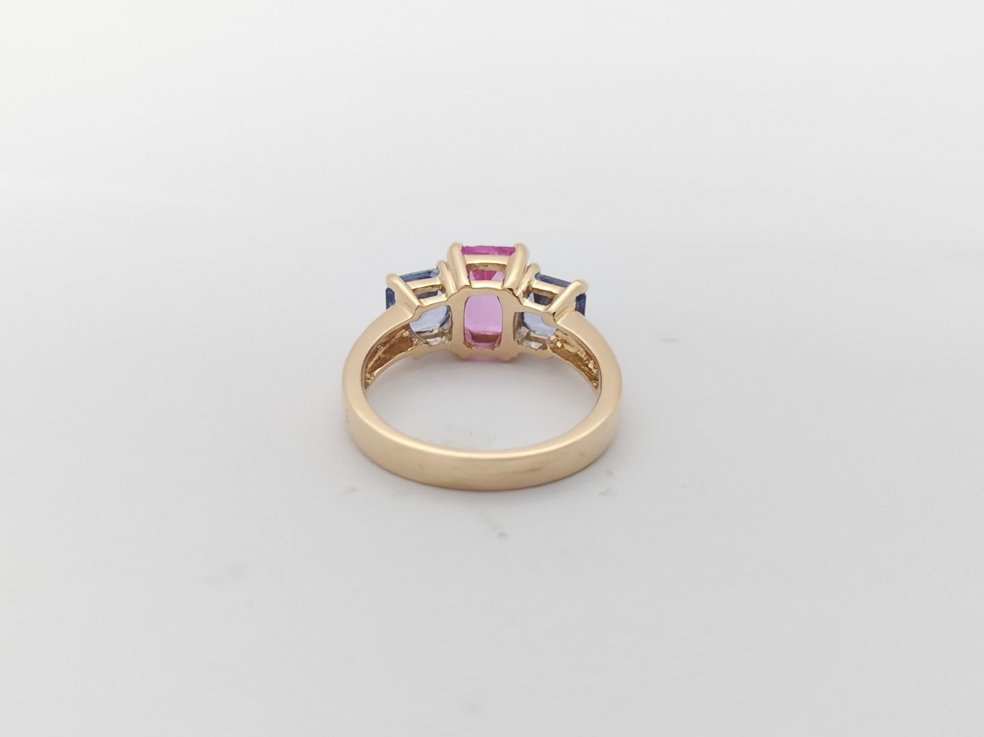 Pink Sapphire with Blue Sapphire Ring Set in 18K Rose Gold Settings For Sale 4