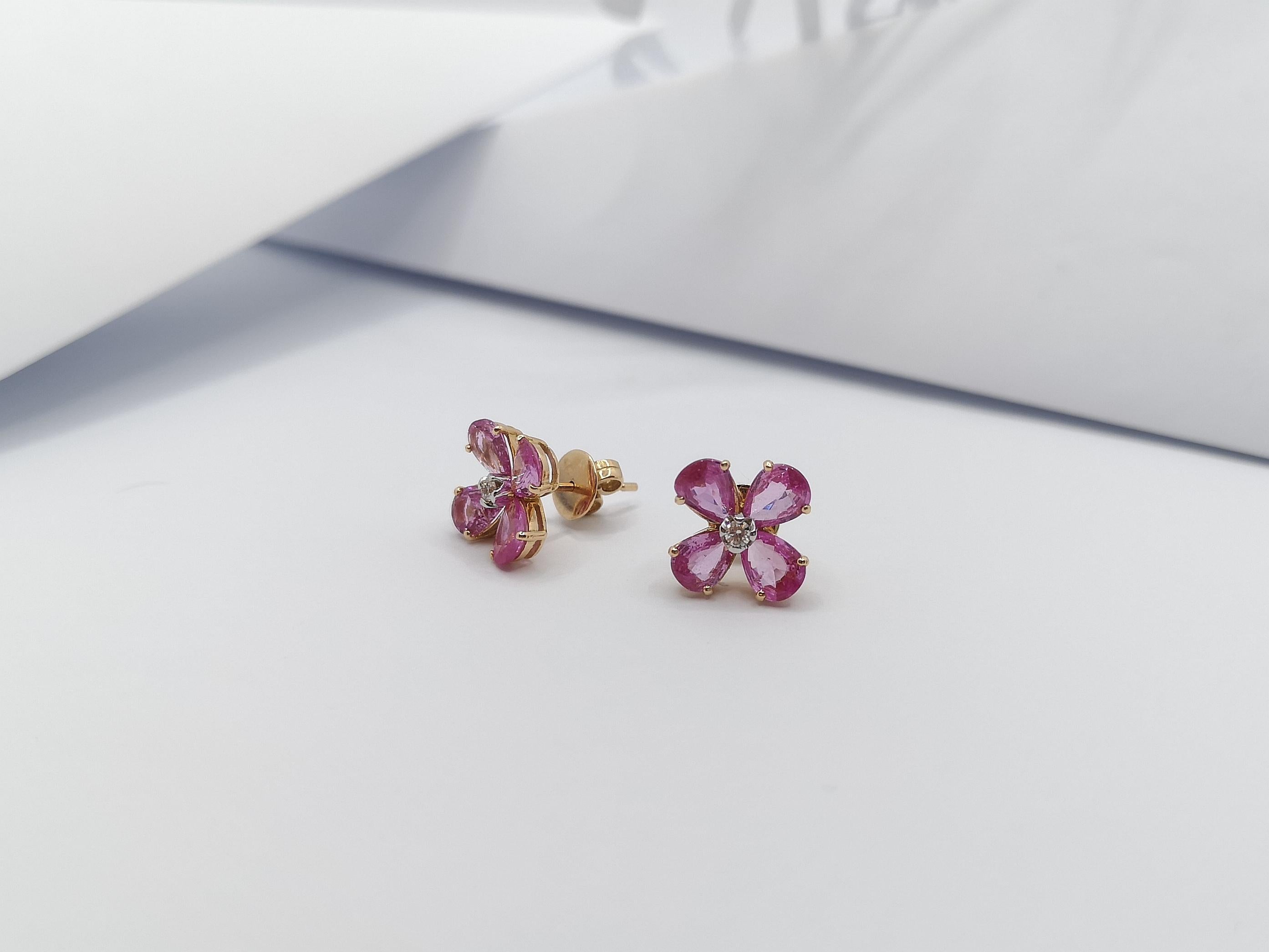 Pink Sapphire with Diamond Earrings Set in 18 Karat Rose Gold Settings In New Condition For Sale In Bangkok, TH