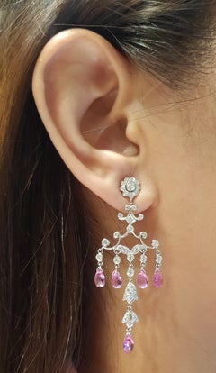 Pinker Saphir mit Diamant-Ohrringen in 18 Karat Weißgold-Fassung