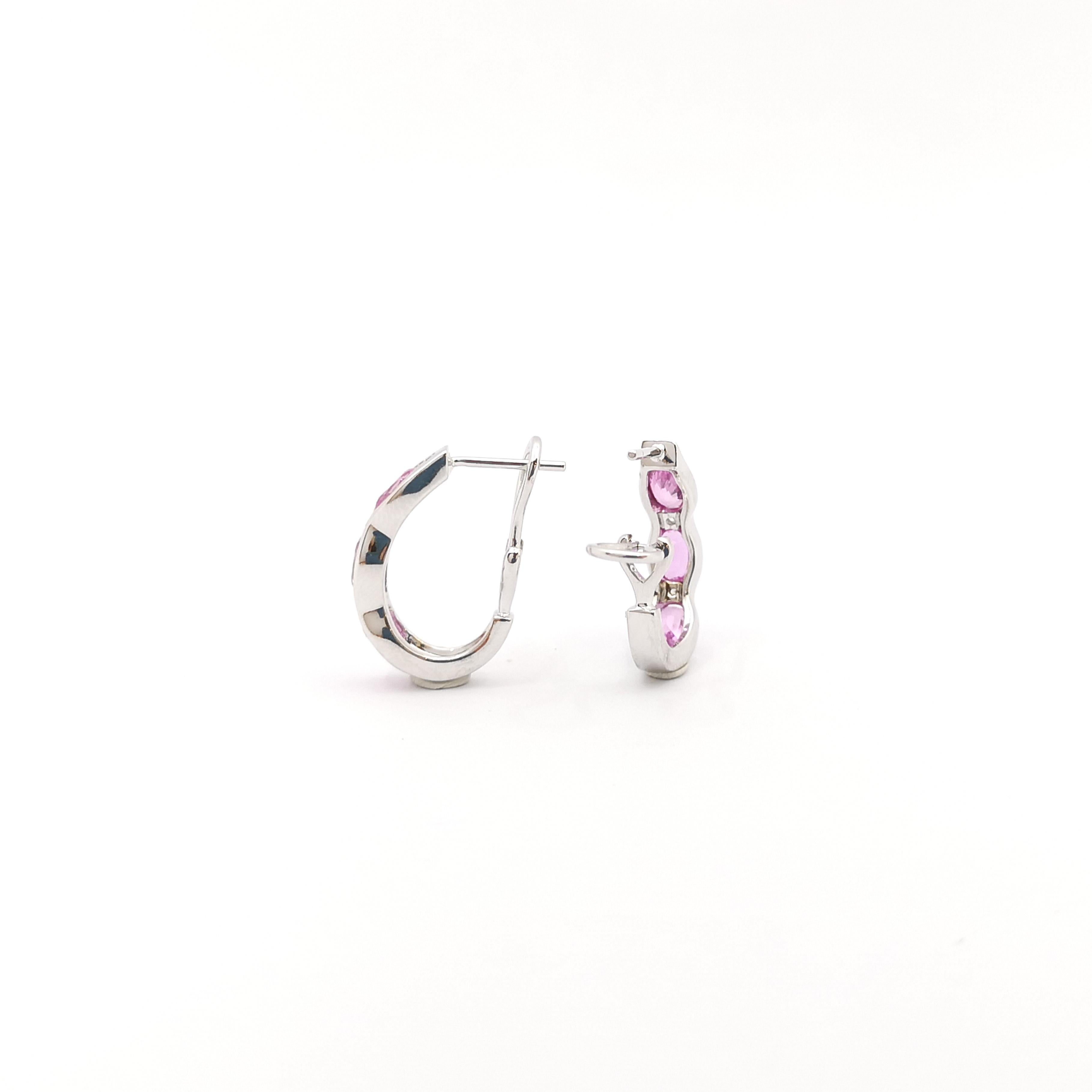 Boucles d'oreilles en saphir rose et diamant serties en or blanc 18K Pour femmes en vente