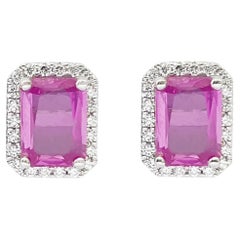Pendientes de zafiro rosa con diamantes engastados en oro blanco de 18 quilates