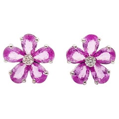 Boucles d'oreilles fleurs en or blanc 18 carats avec saphir rose et diamant