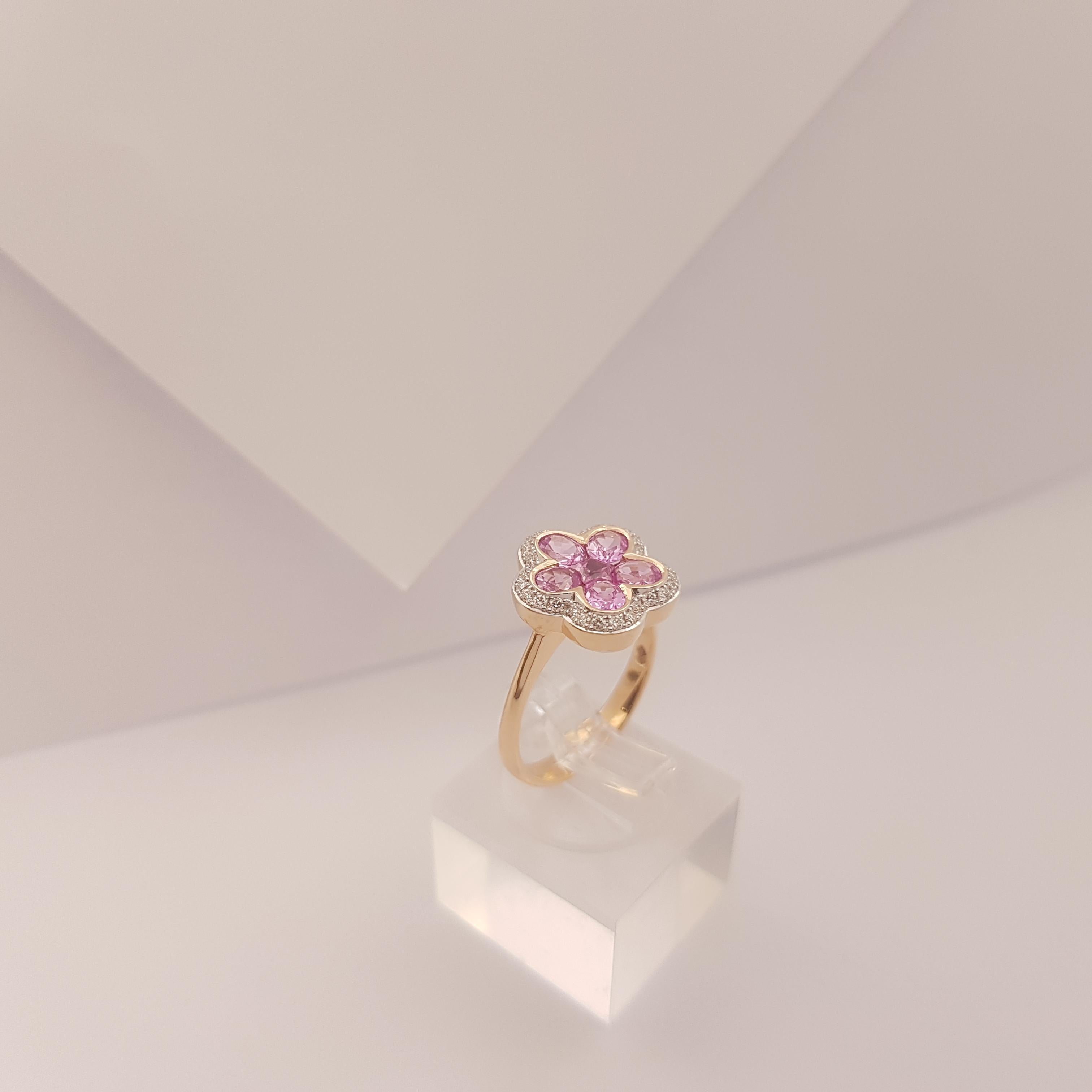 Pink Sapphire with Diamond Flower Ring set in 18K Rose Gold Settings For Sale 5