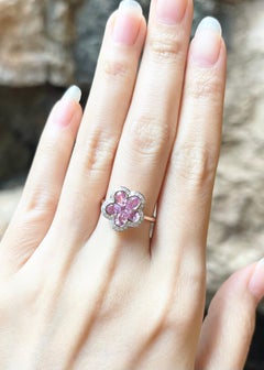 Pink Sapphire with Diamond Flower Ring set in 18K Rose Gold Settings
