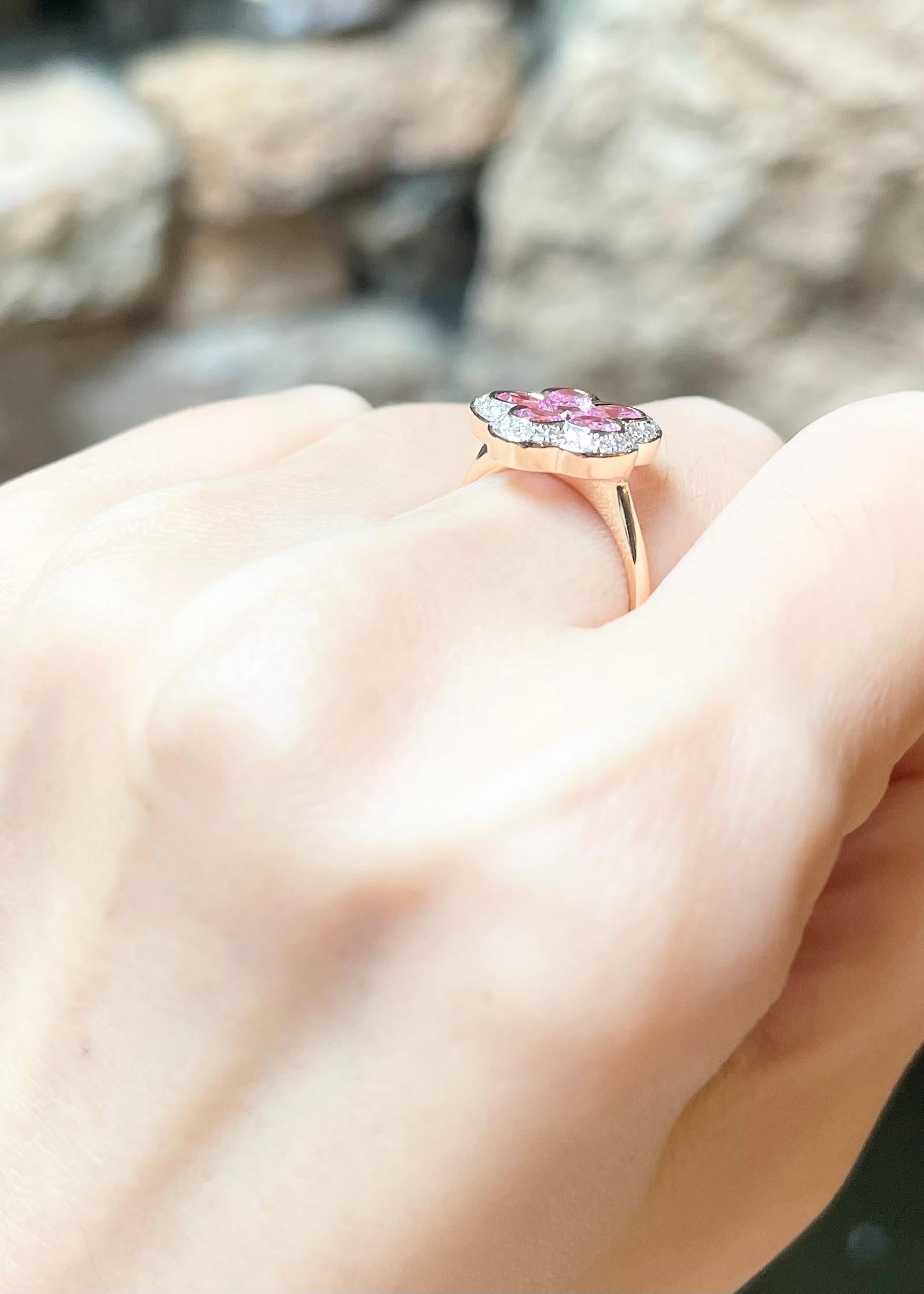 Mixed Cut Pink Sapphire with Diamond Flower Ring set in 18K Rose Gold Settings For Sale
