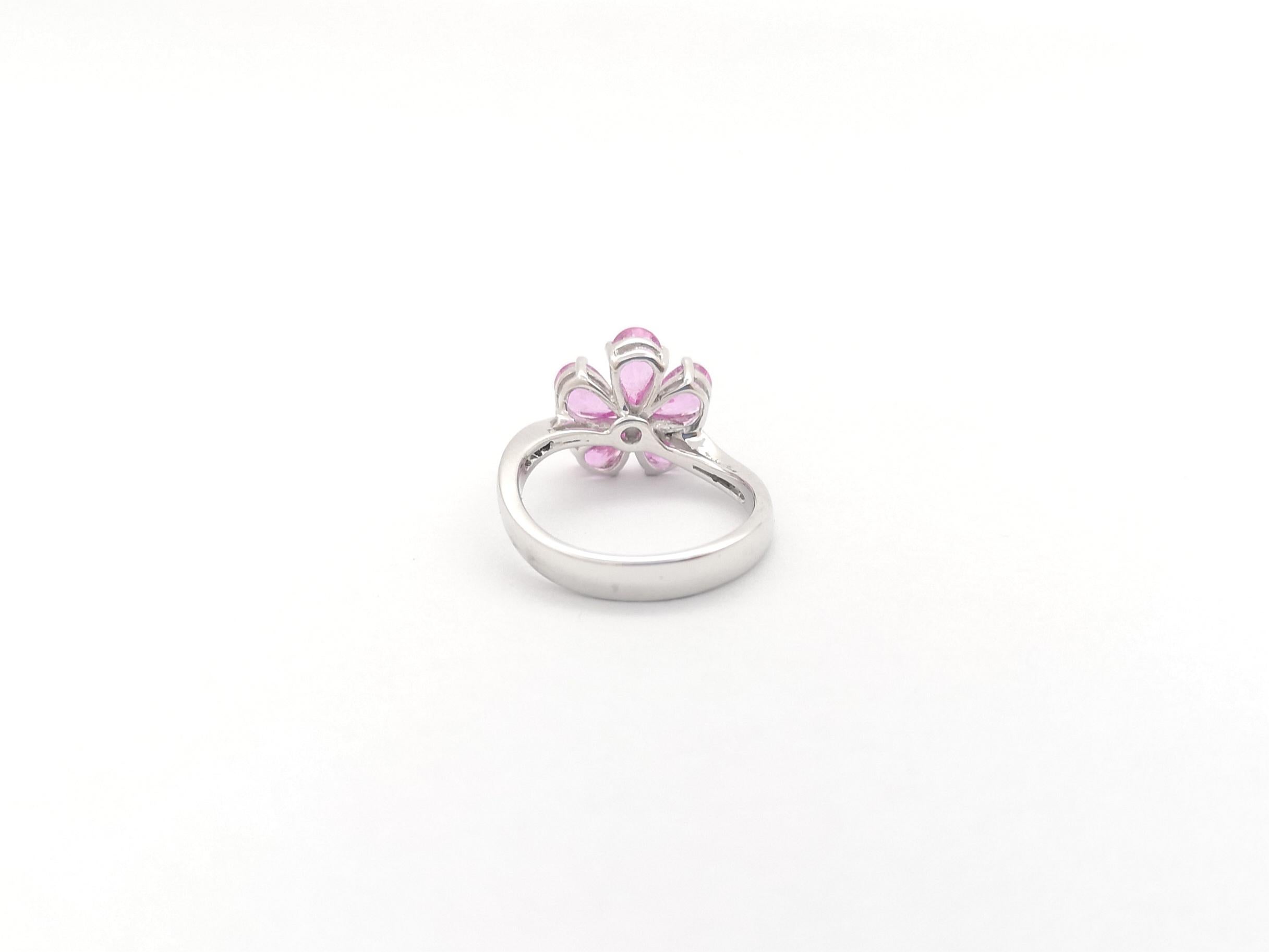 Pink Sapphire with Diamond Flower Ring set in 18K White Gold Settings For Sale 8