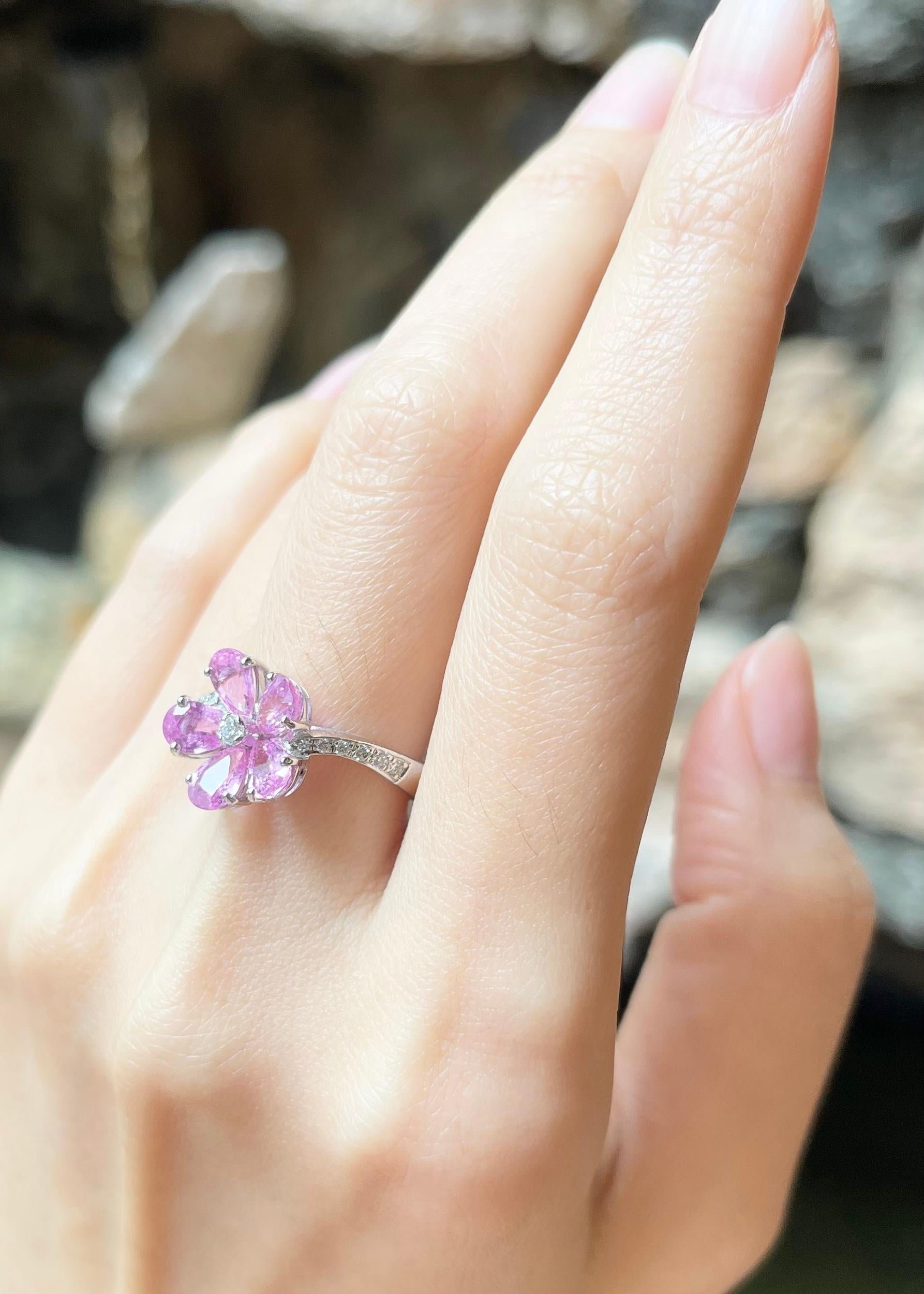 Women's Pink Sapphire with Diamond Flower Ring set in 18K White Gold Settings For Sale