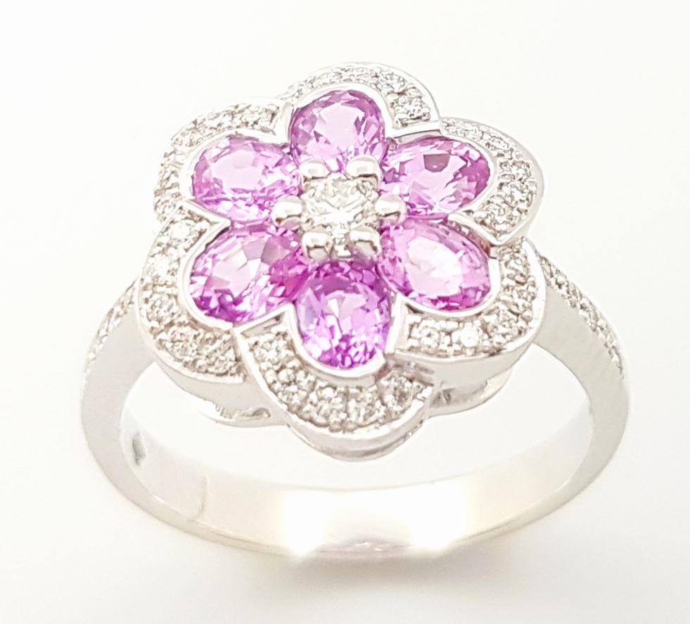 Pink Sapphire with Diamond Flower Ring set in 18K White Gold Settings For Sale 2