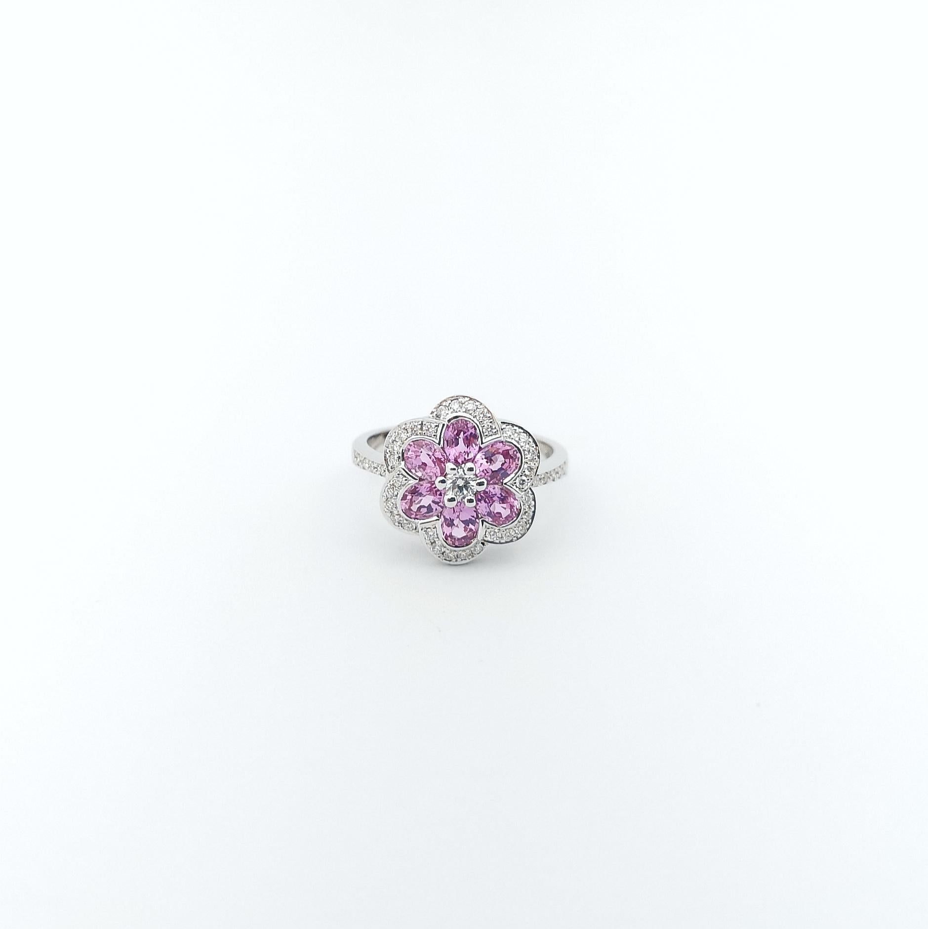 Pink Sapphire with Diamond Flower Ring set in 18K White Gold Settings For Sale 3