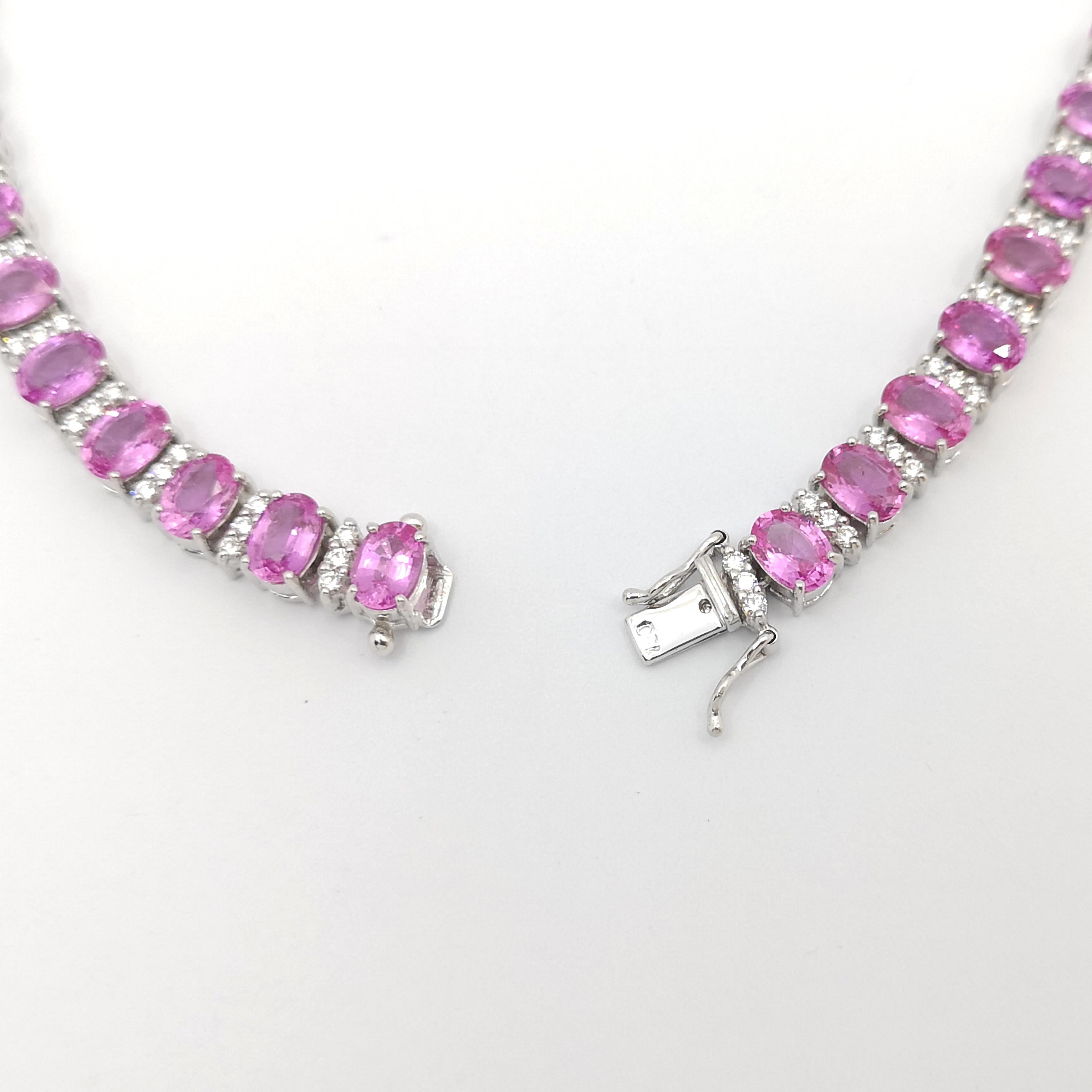 Pink Sapphire with Diamond Necklace set in 18K White Gold Setting In New Condition For Sale In Bangkok, TH