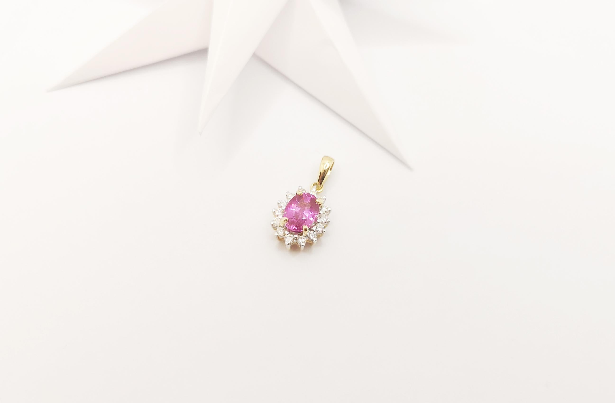 Contemporaneo Ciondolo con zaffiro rosa e diamante incastonato in oro 18 carati in vendita