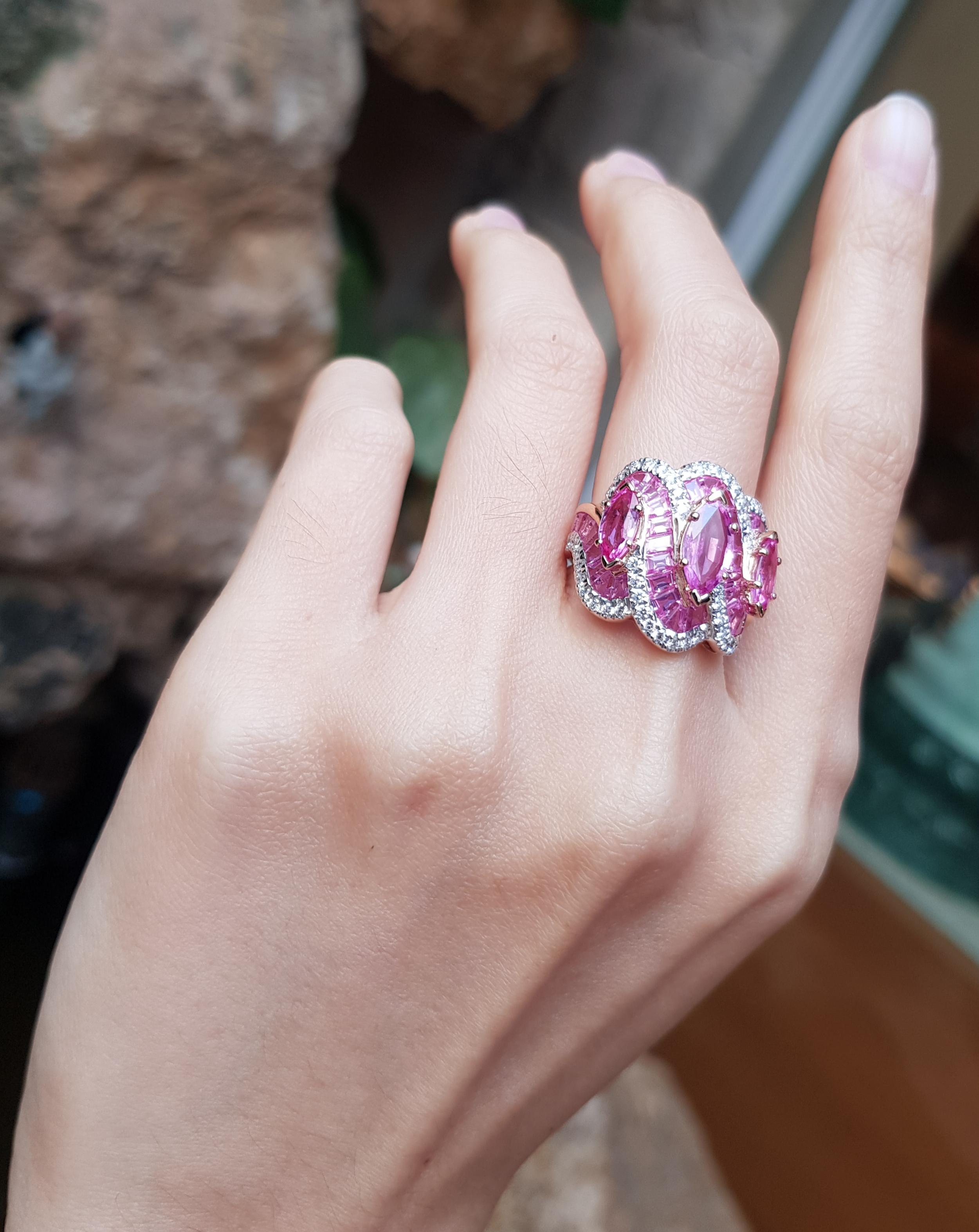 Marquise Cut Pink Sapphire with Diamond Ring Set 18 Karat Rose Gold Settings For Sale