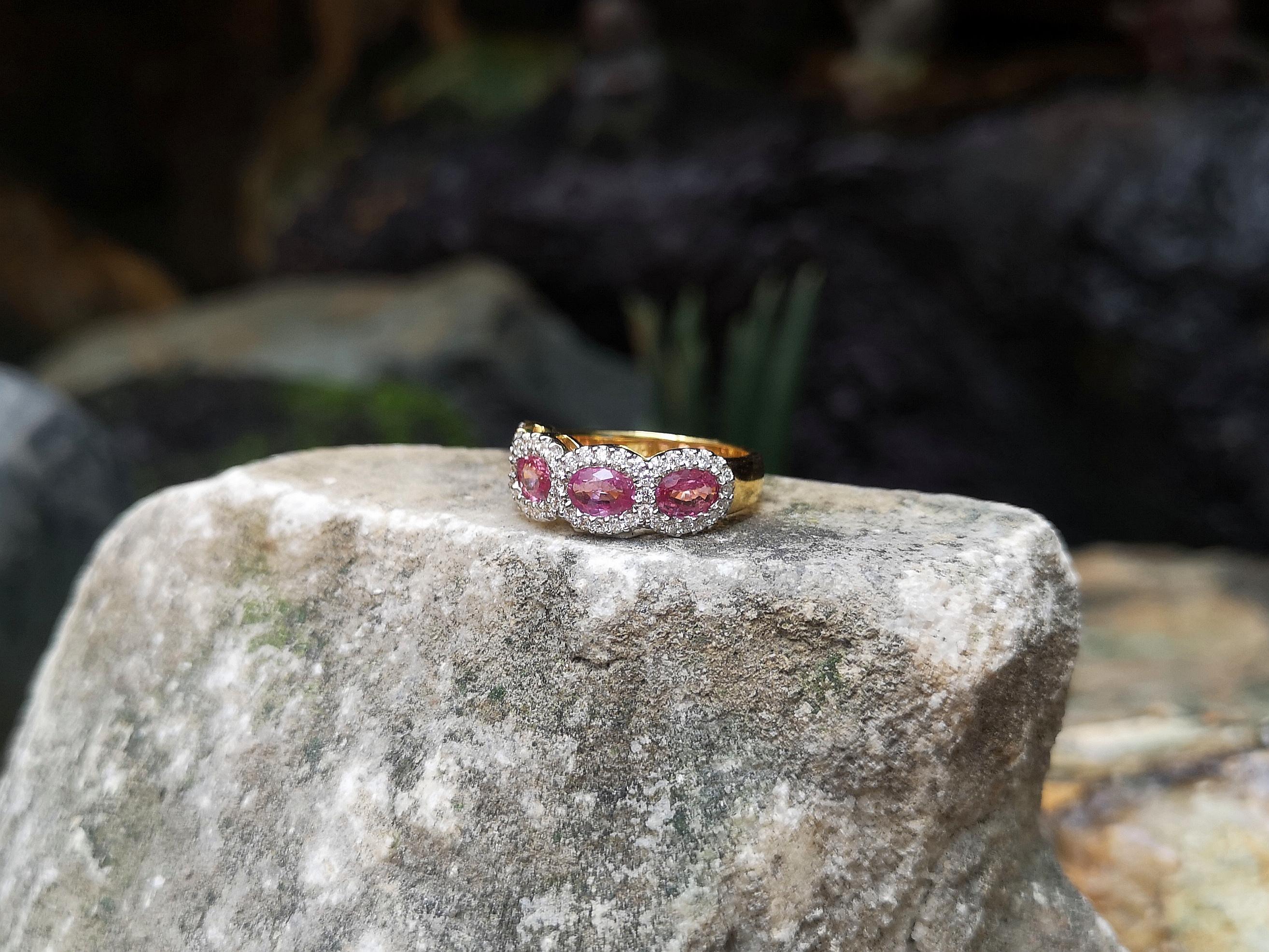 Pink Sapphire with Diamond Ring set in 18 Karat Gold Settings For Sale 5