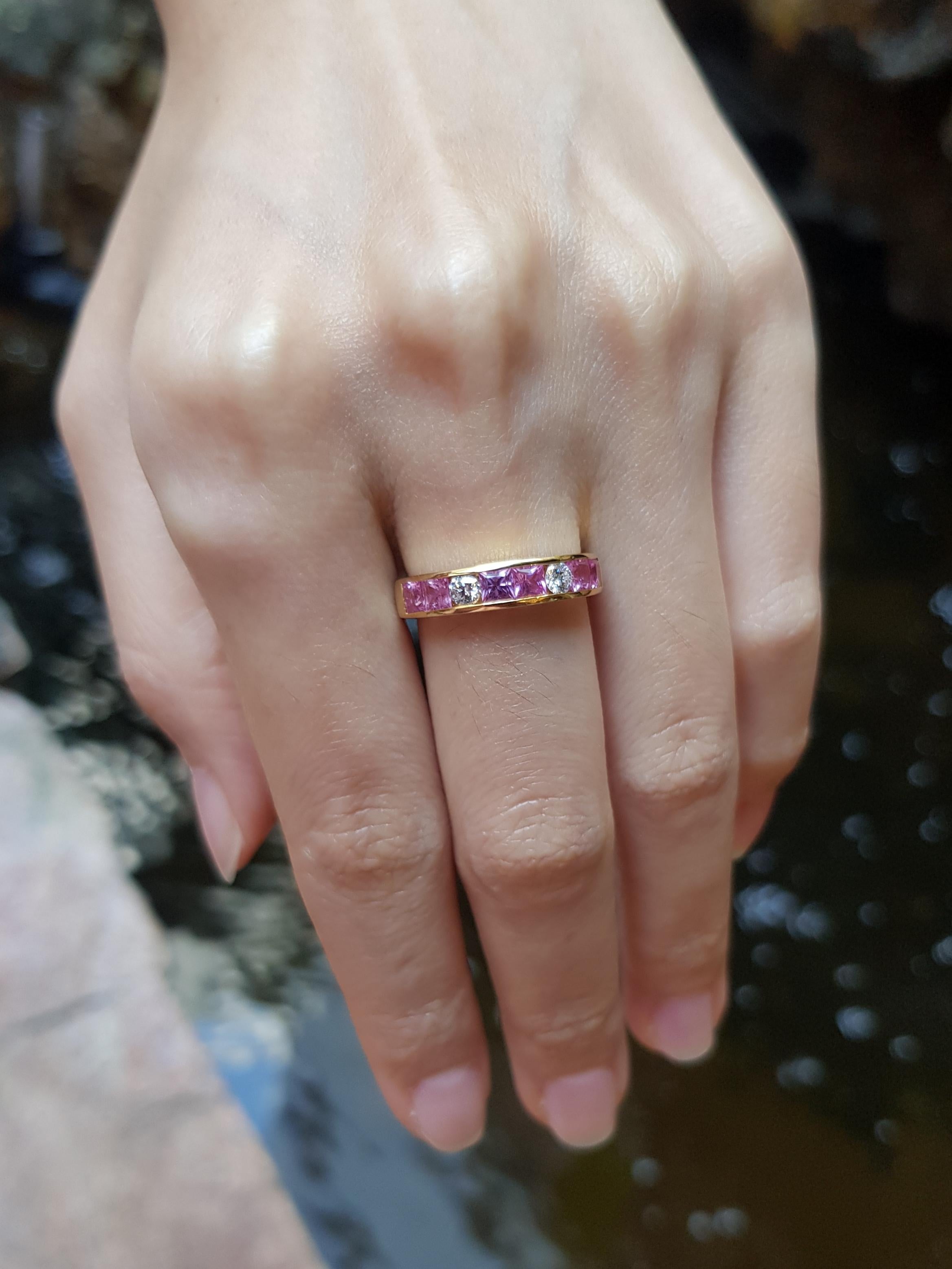 Women's or Men's Pink Sapphire with Diamond Ring set in 18 Karat Gold Settings For Sale