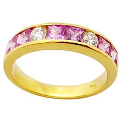 Ring aus 18 Karat Gold mit rosa Saphir und Diamant in Fassungen