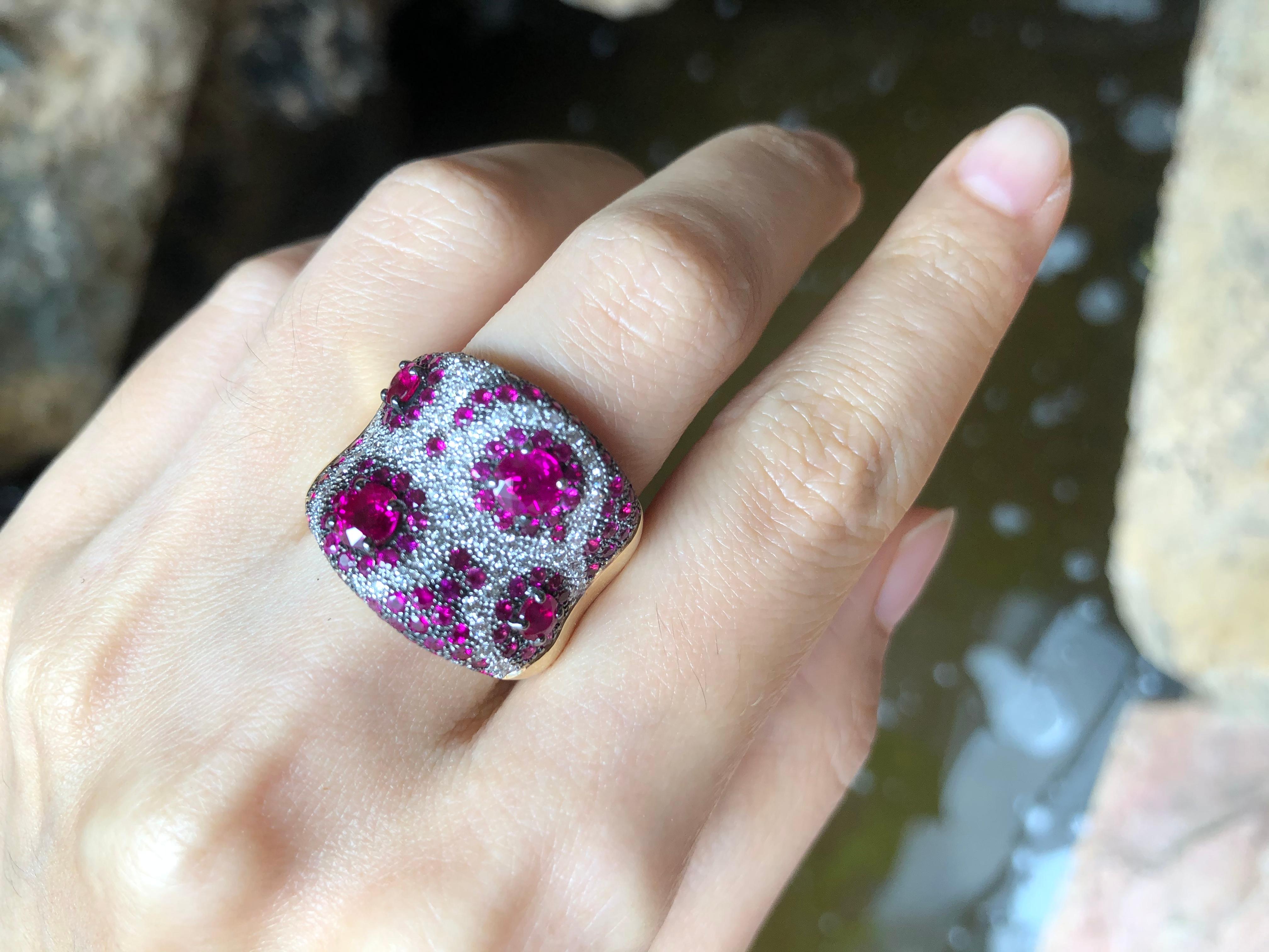 Pink Sapphire 3.45 carats with Diamond 0.50 carat Ring set in 18 Karat Rose Gold Settings

Width:  2.9 cm 
Length: 2.0 cm
Ring Size: 54
Total Weight: 18.68 grams

