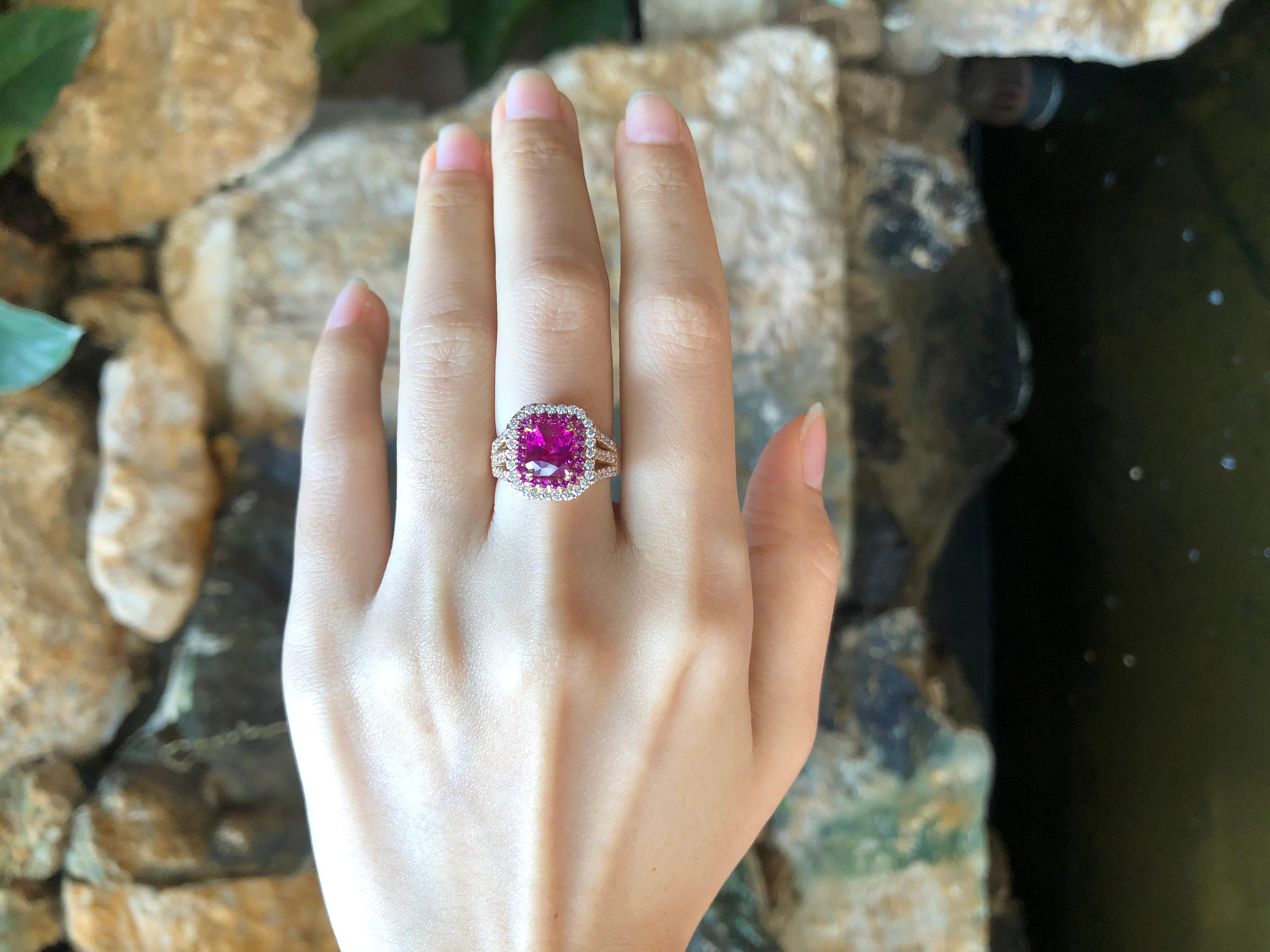 Contemporary Pink Sapphire with Diamond Ring Set in 18 Karat Rose Gold Settings For Sale