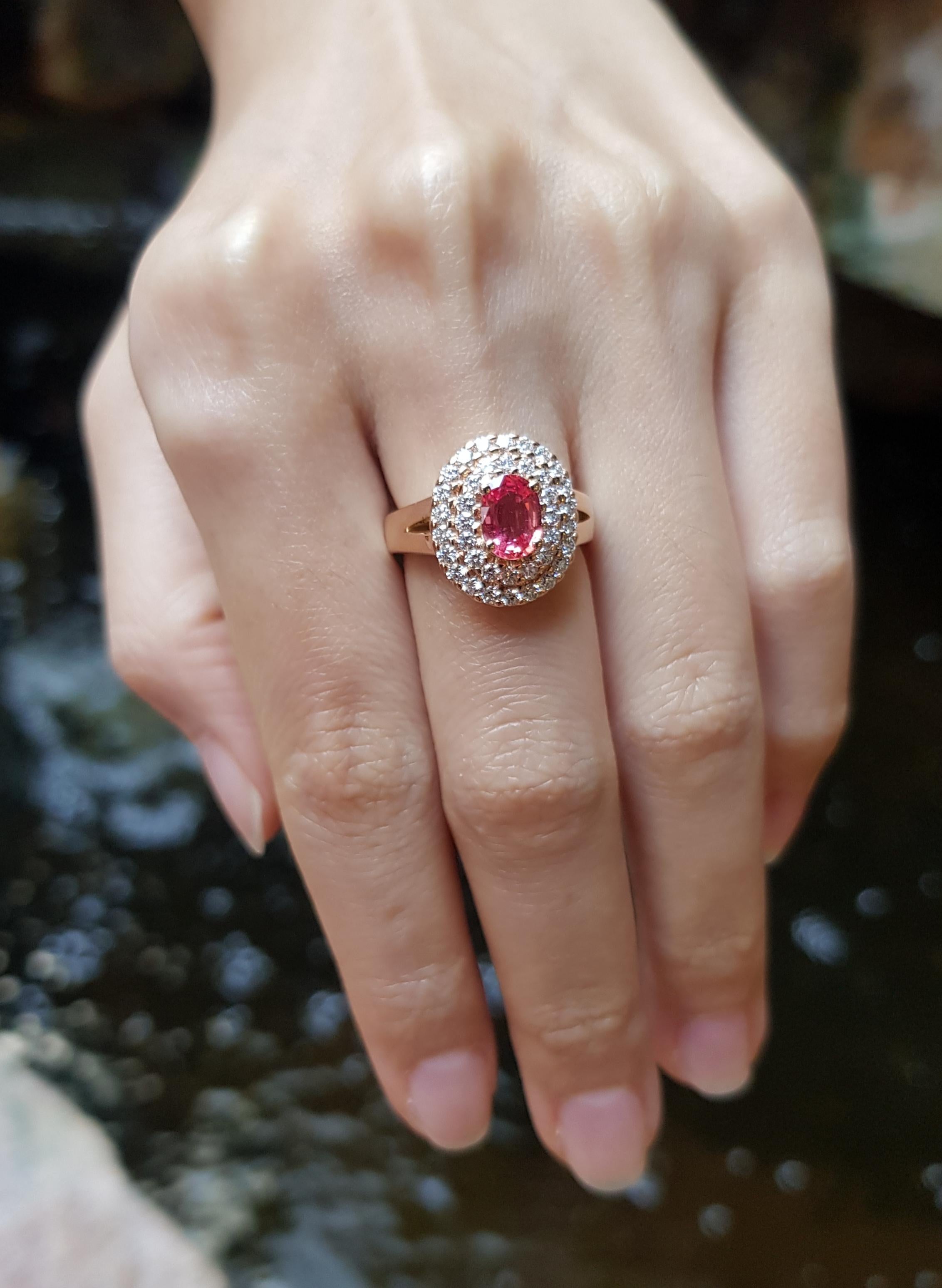 Ring mit rosa rosa Saphir und Diamant in 18 Karat Roségoldfassung Damen