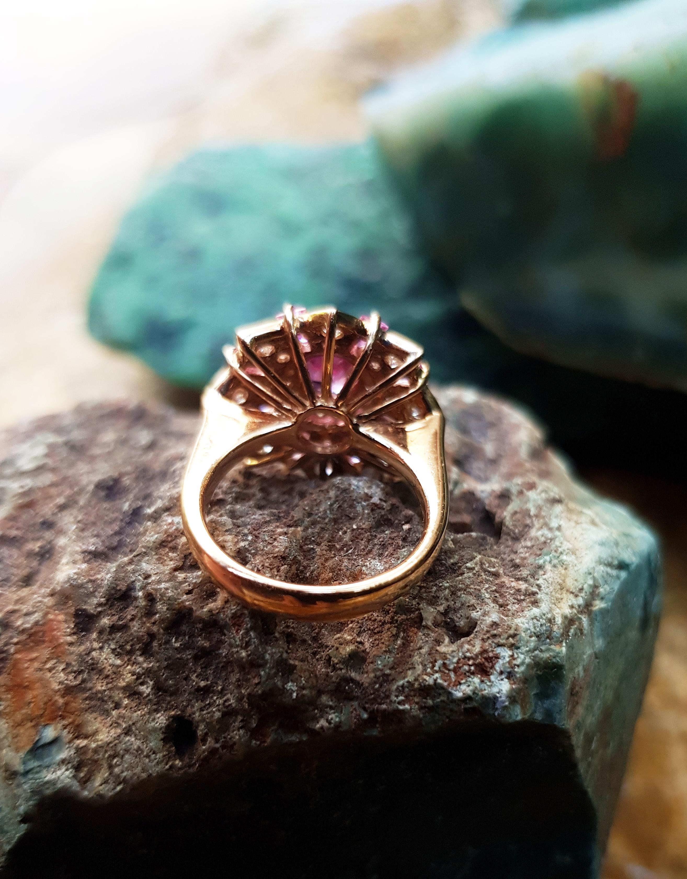 Ring mit rosa rosa Saphir und Diamant in 18 Karat Roségoldfassung Damen im Angebot