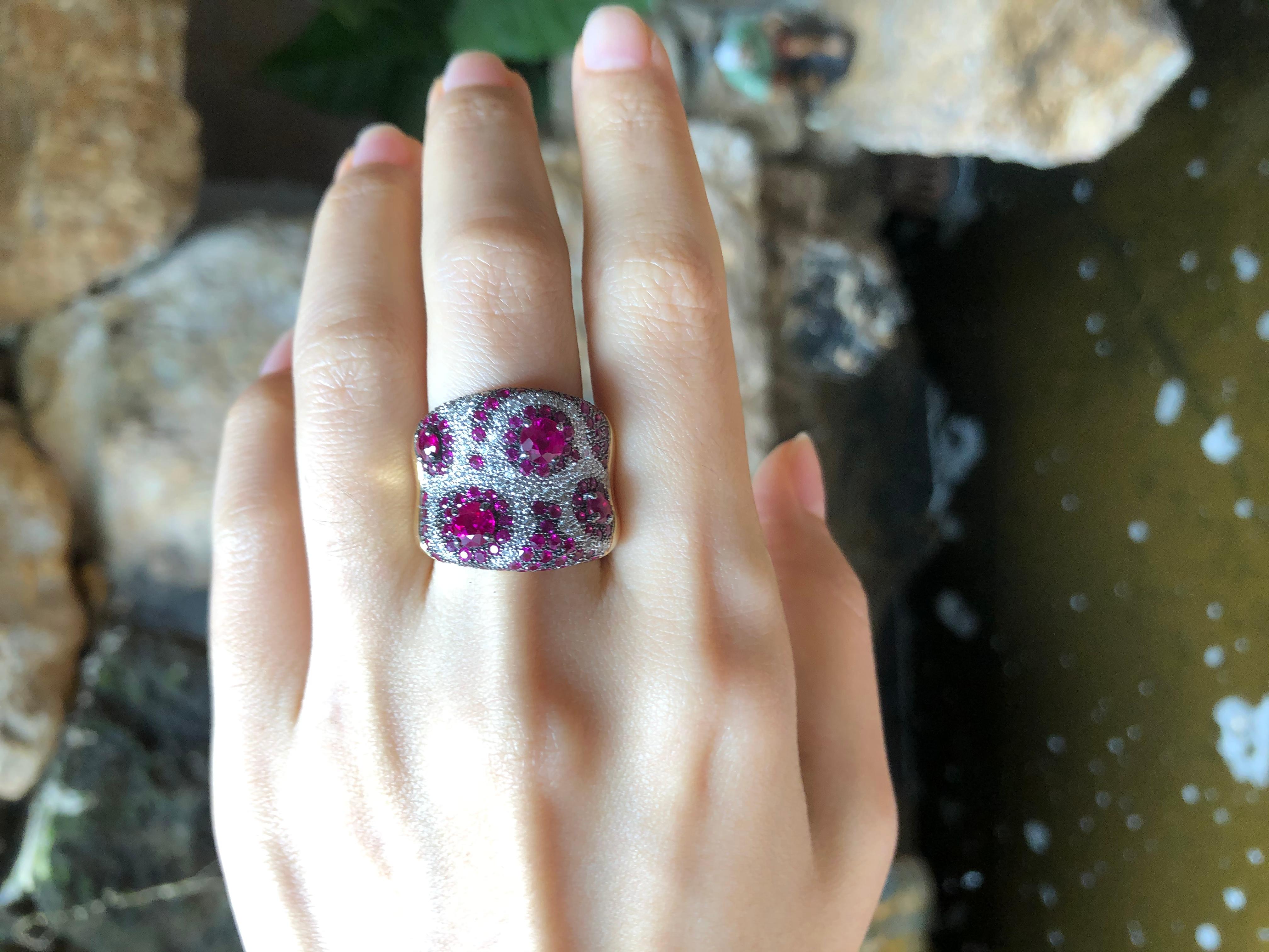 Pink Sapphire with Diamond Ring Set in 18 Karat Rose Gold Settings For Sale 2