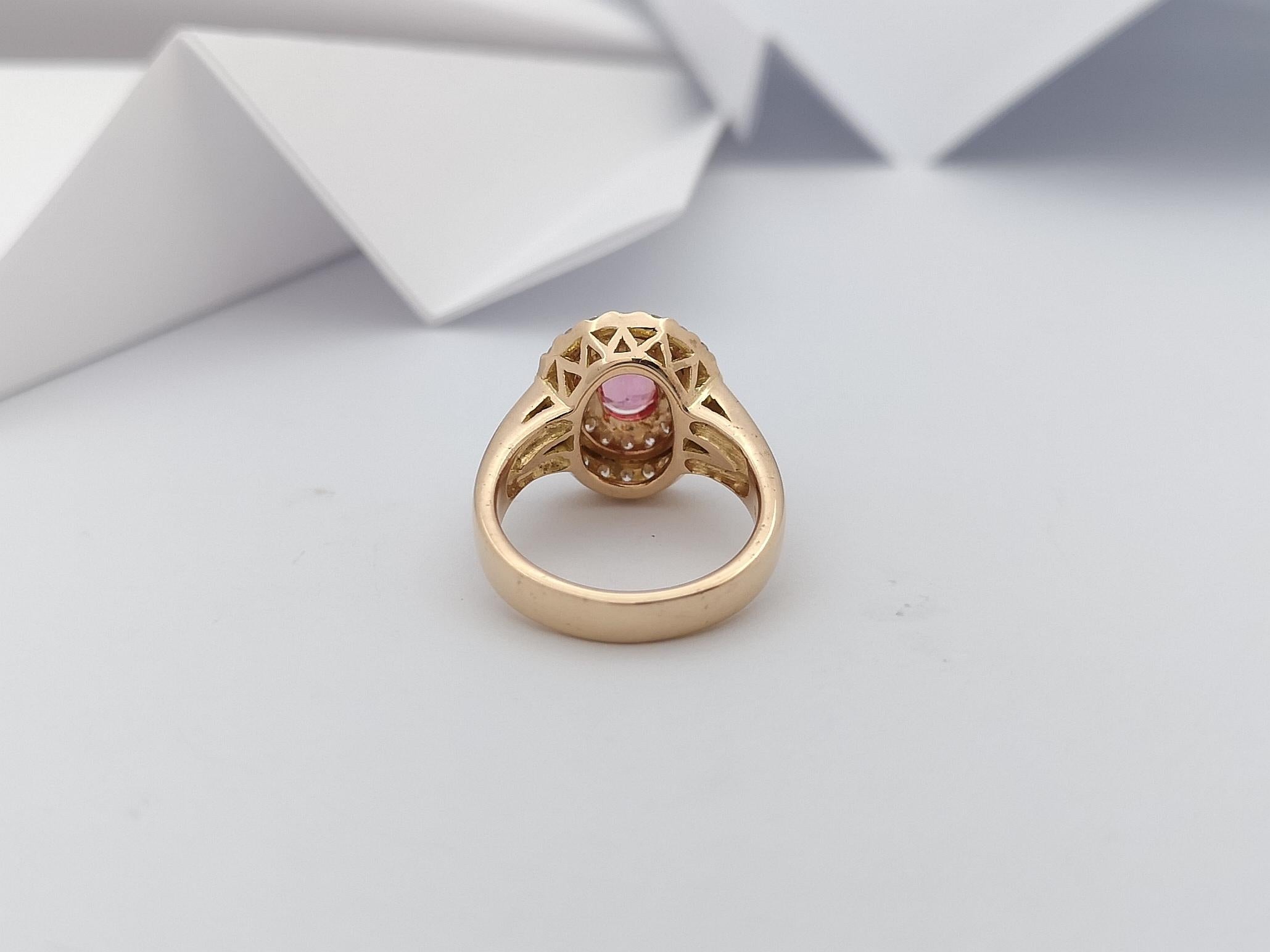 Ring mit rosa rosa Saphir und Diamant in 18 Karat Roségoldfassung 2