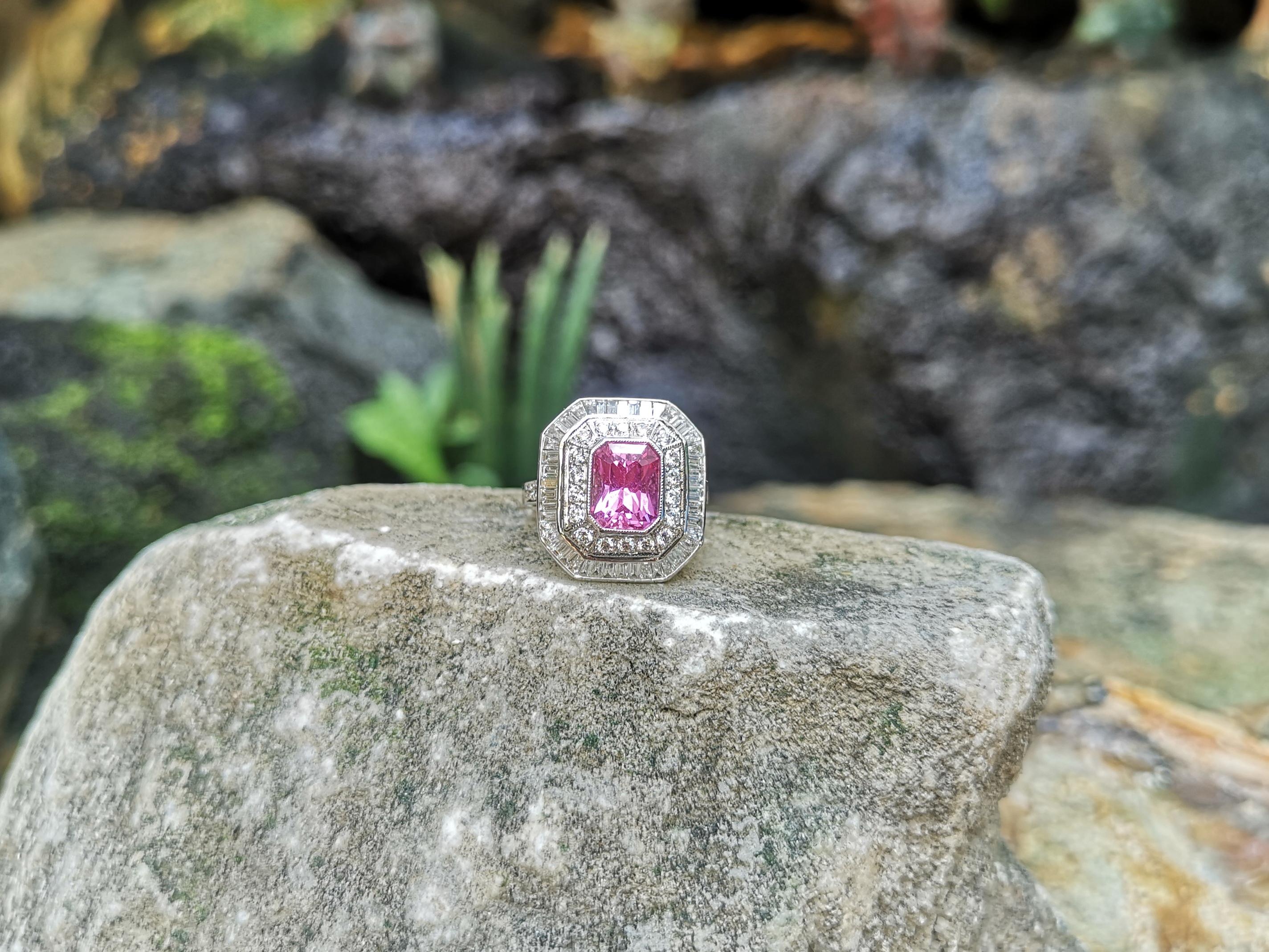 Pink Sapphire with Diamond Ring Set in 18 Karat White Gold Settings For Sale 5