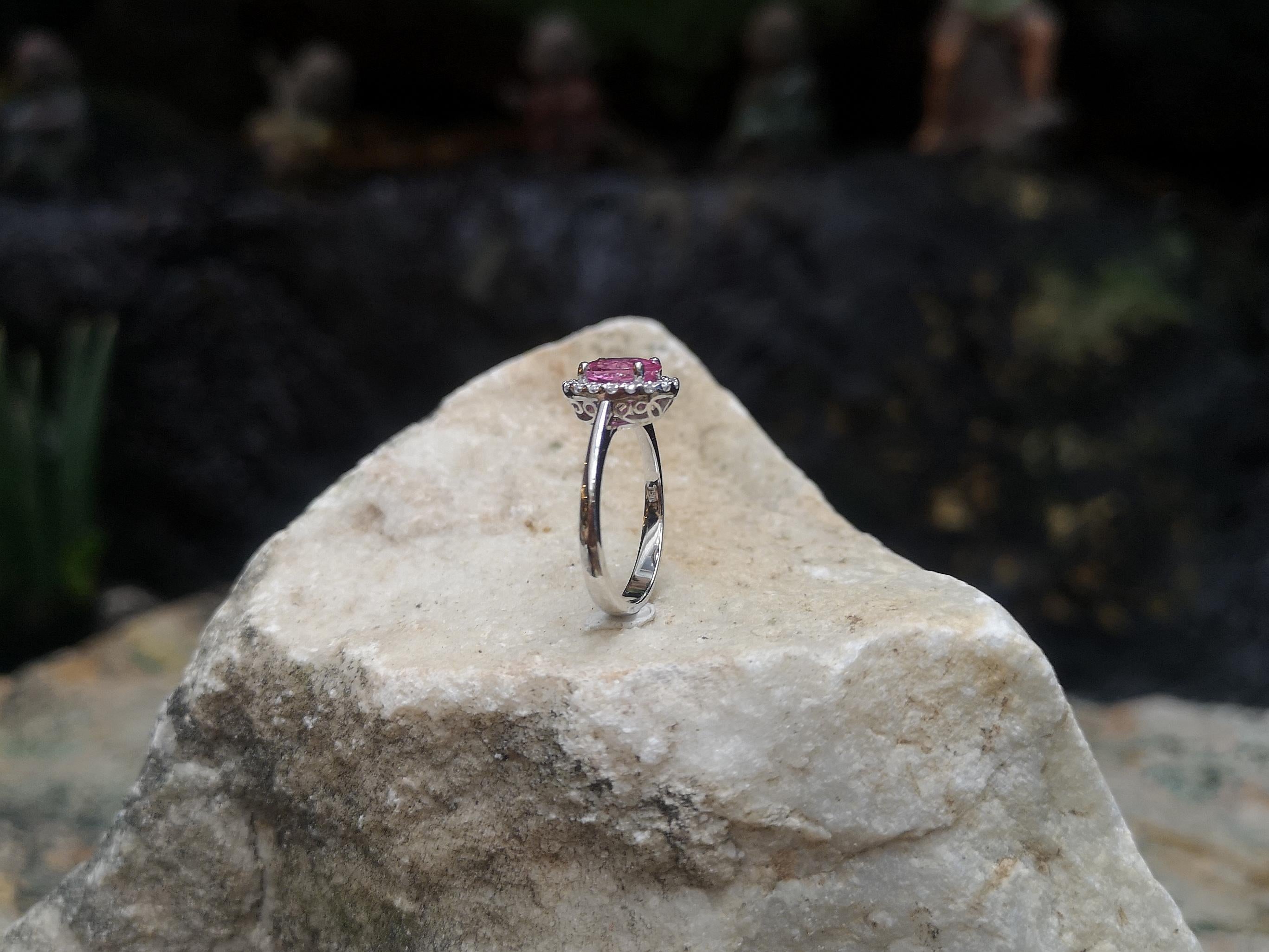 Pink Sapphire with Diamond Ring Set in 18 Karat White Gold Settings 6