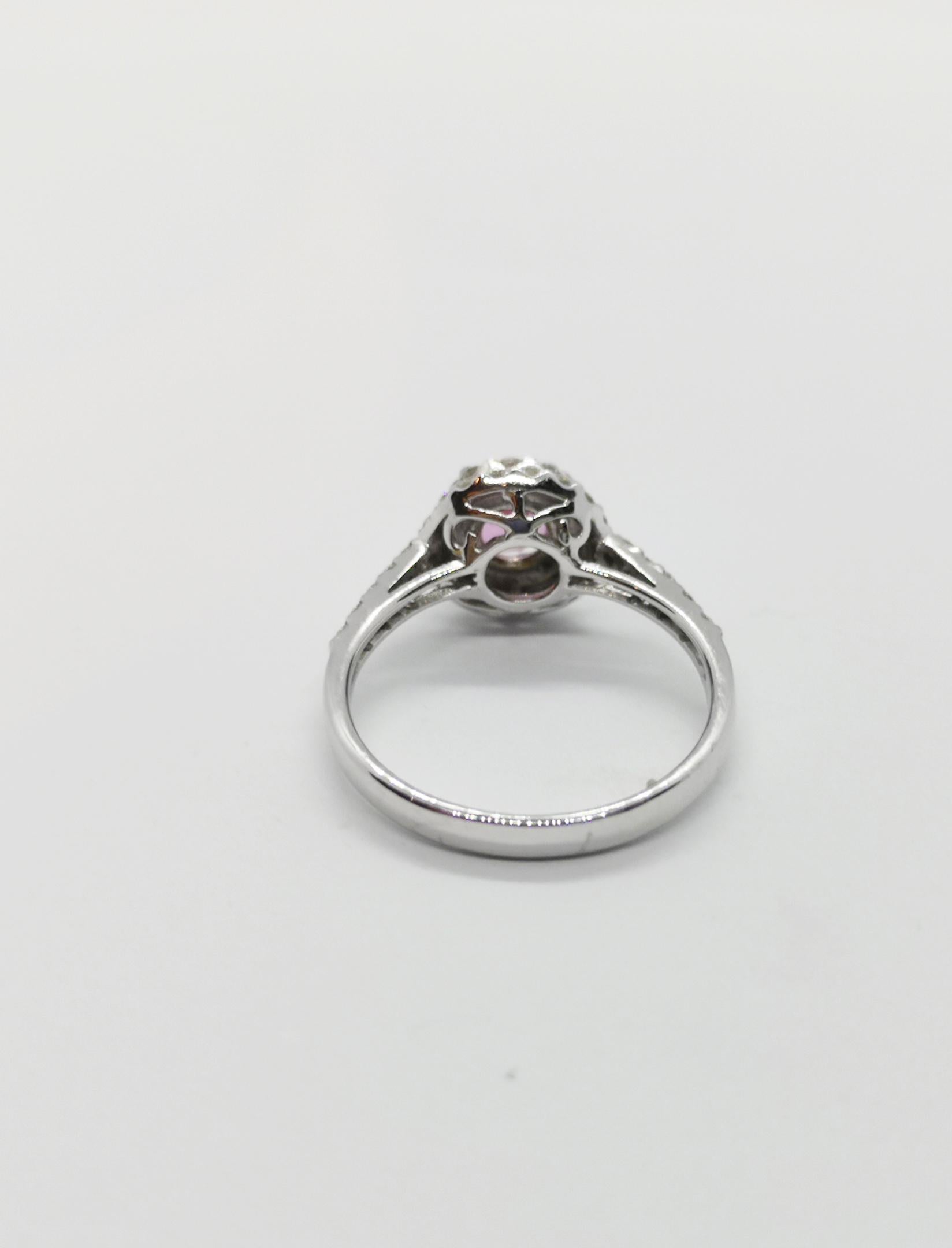 Round Cut Pink Sapphire with Diamond Ring Set in 18 Karat White Gold Settings In New Condition For Sale In Bangkok, TH