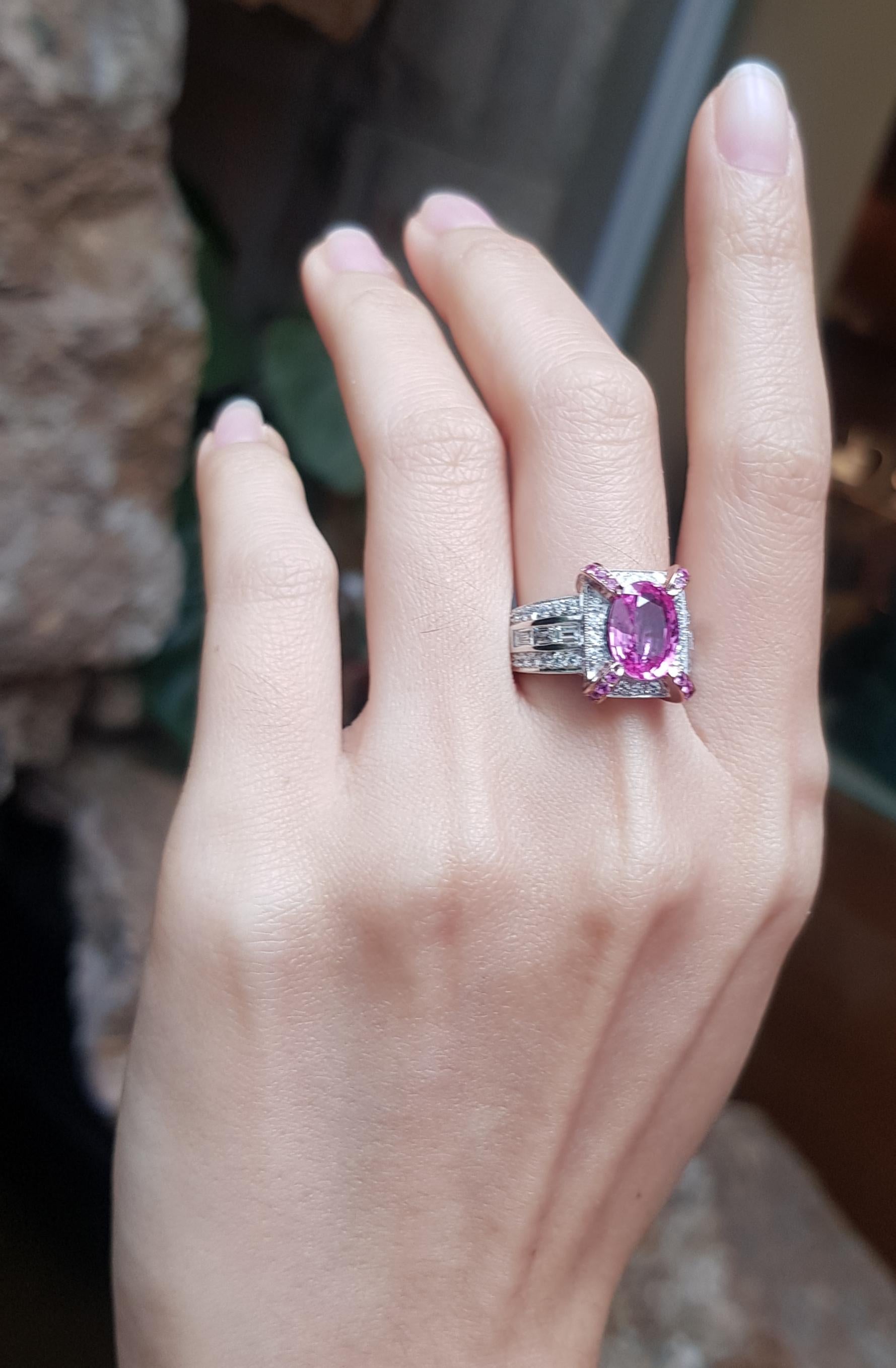 18 carats of pink sapphire