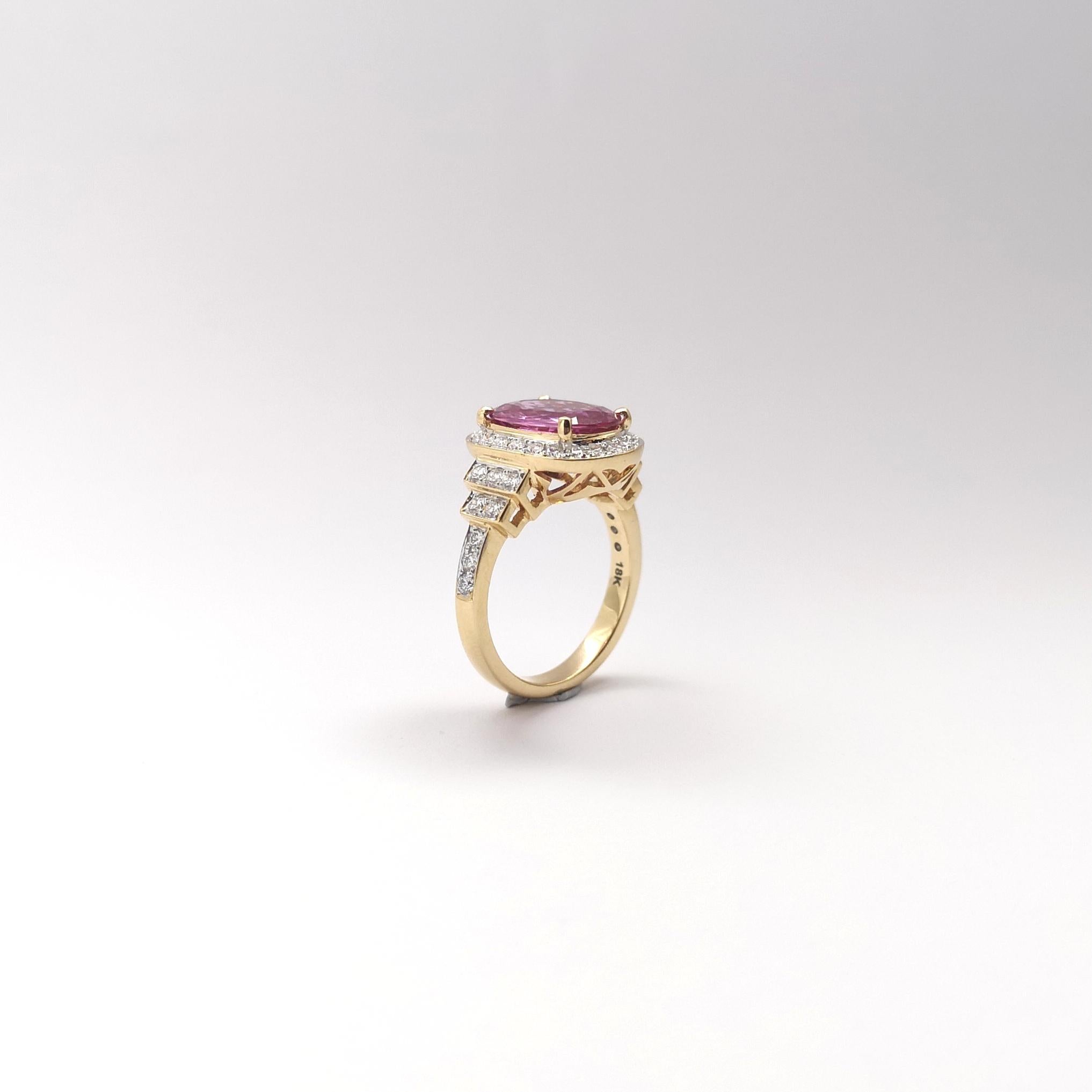 Pink Sapphire with Diamond Ring set in 18K Gold Settings For Sale 8