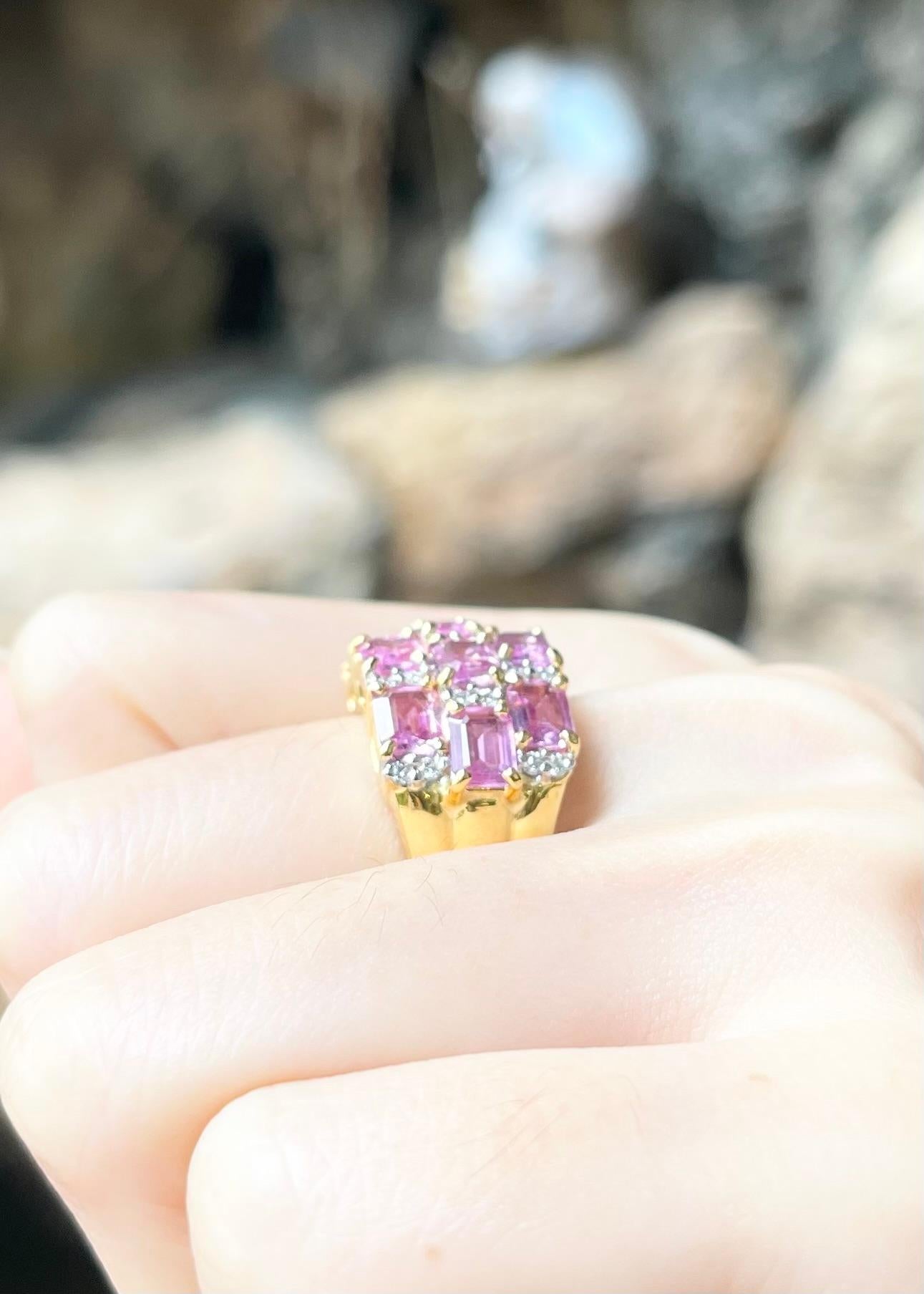 Pink Sapphire with Diamond  Ring set in 18k Gold Settings For Sale 1
