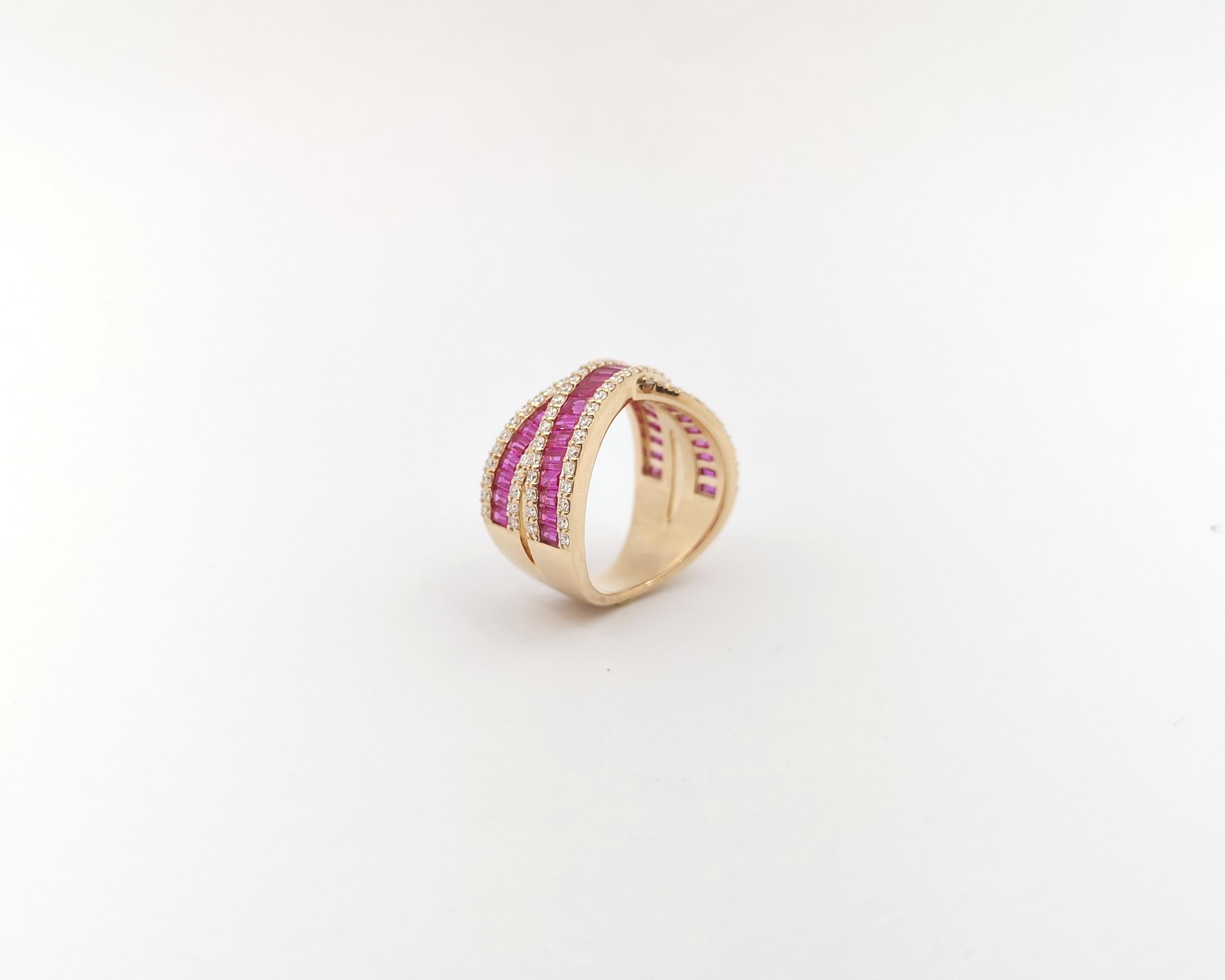 Bague en or rose 18 carats sertie d'un saphir rose et de diamants en vente 9