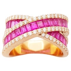 Pink Sapphire with Diamond Ring set in 18K Rose Gold Settings