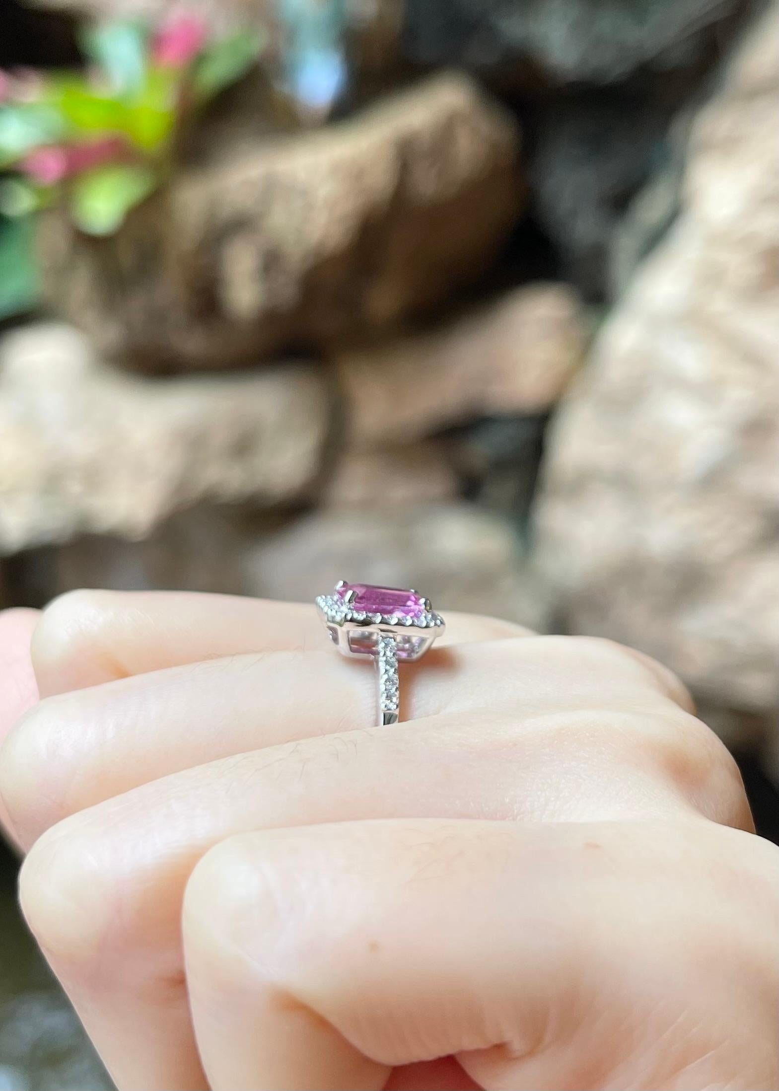 Pink Sapphire mit Diamond Ring in 18K Weißgold gefasst im Angebot 1