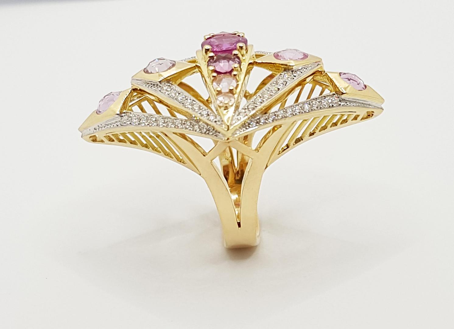 Pink Sapphire with Diamond Ring Set in 18 Karat Gold Settings For Sale 2