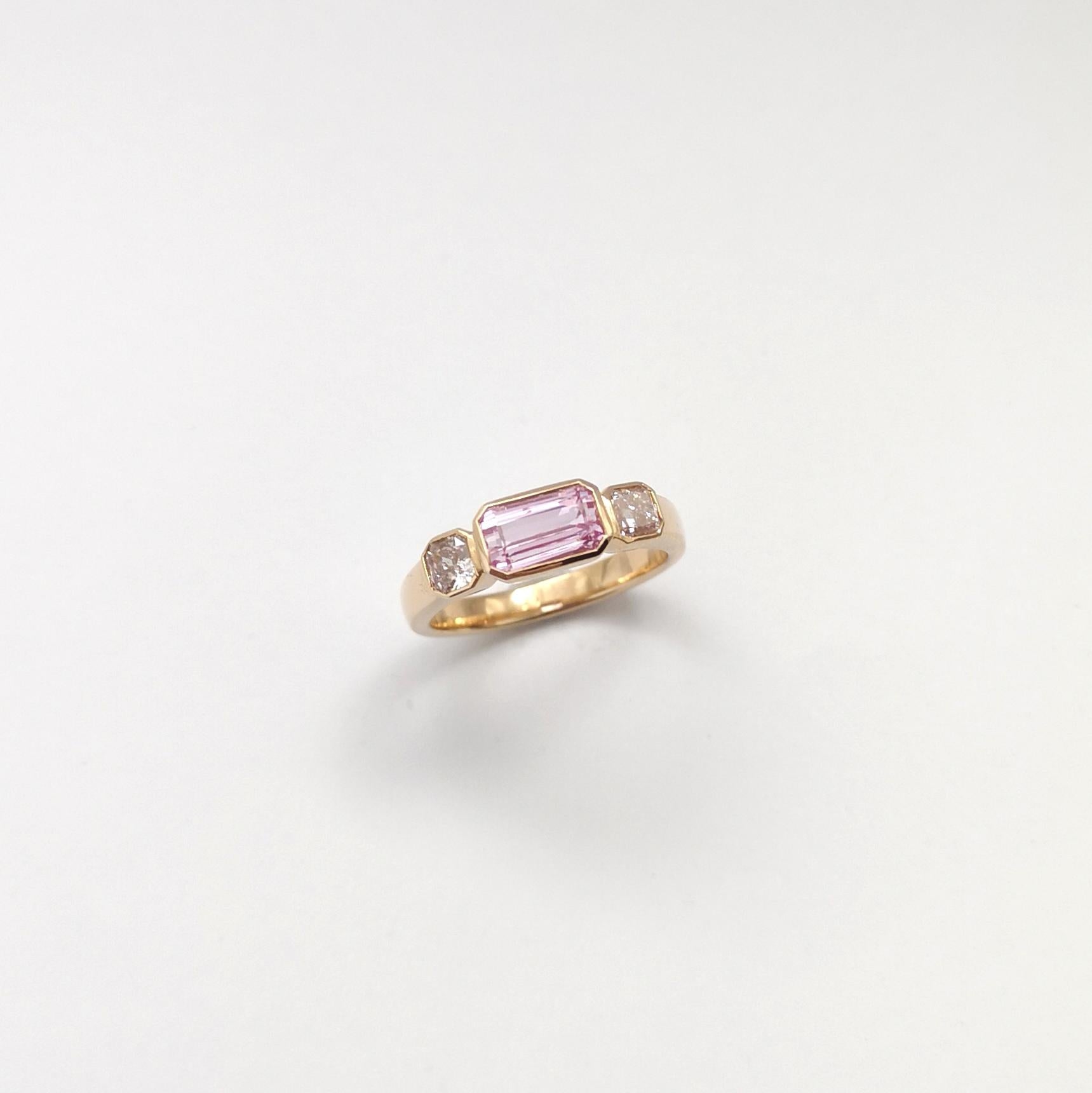 Pink Sapphire with Pink Diamond Ring set in 18K Rose Gold Settings For Sale 4