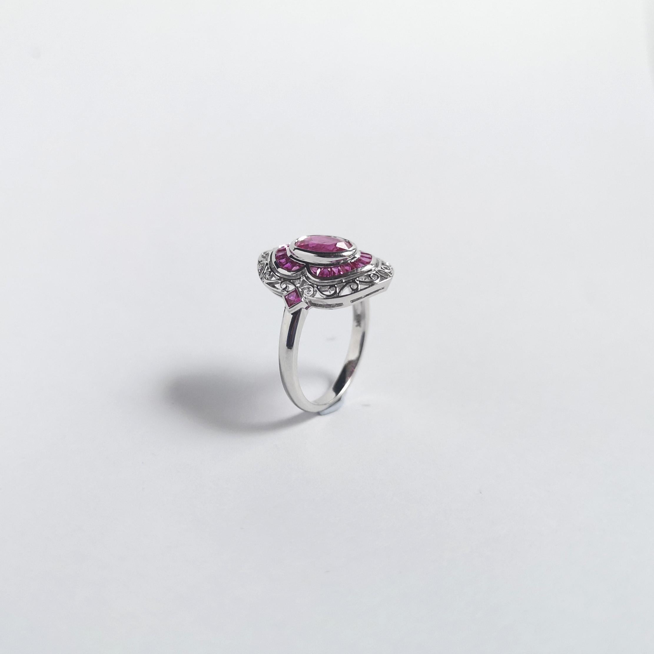 Anello con zaffiro rosa e rubino incastonato in oro bianco 18 carati in vendita 6