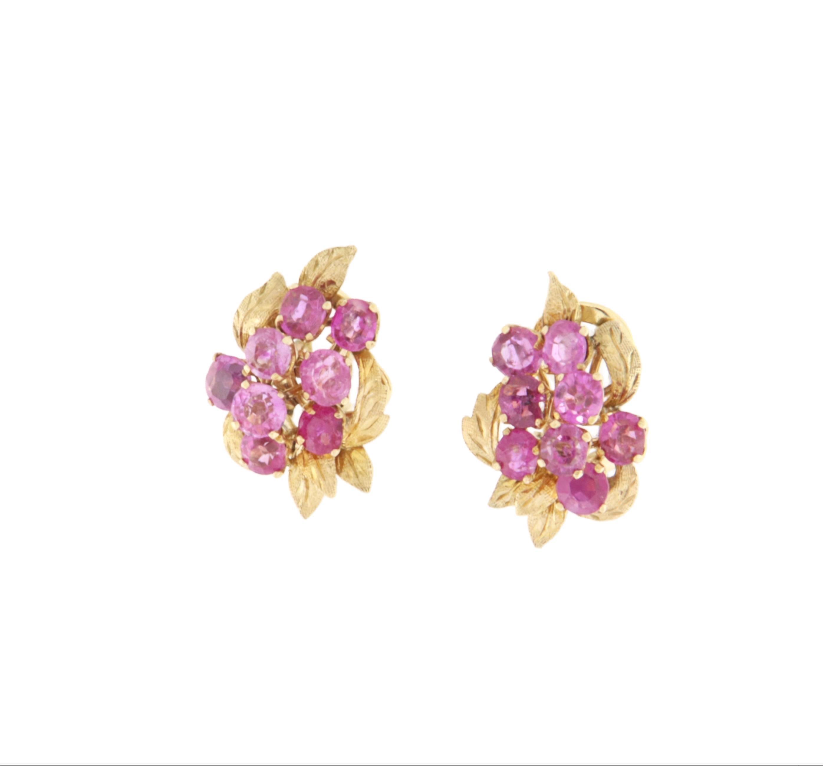 Oval Cut Pink Sapphires 14 Karat Yellow Gold Stud Earrings For Sale
