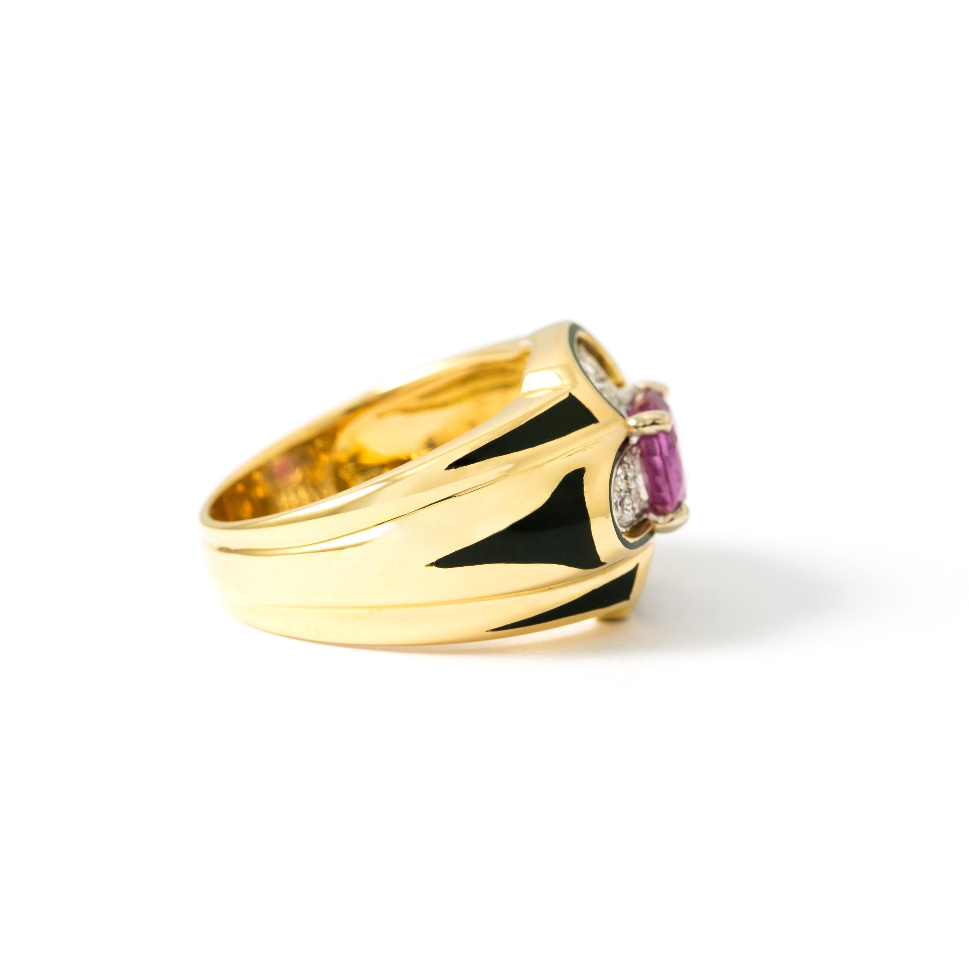 Contemporary Pink Sapphires and Diamond Gold Ring For Sale
