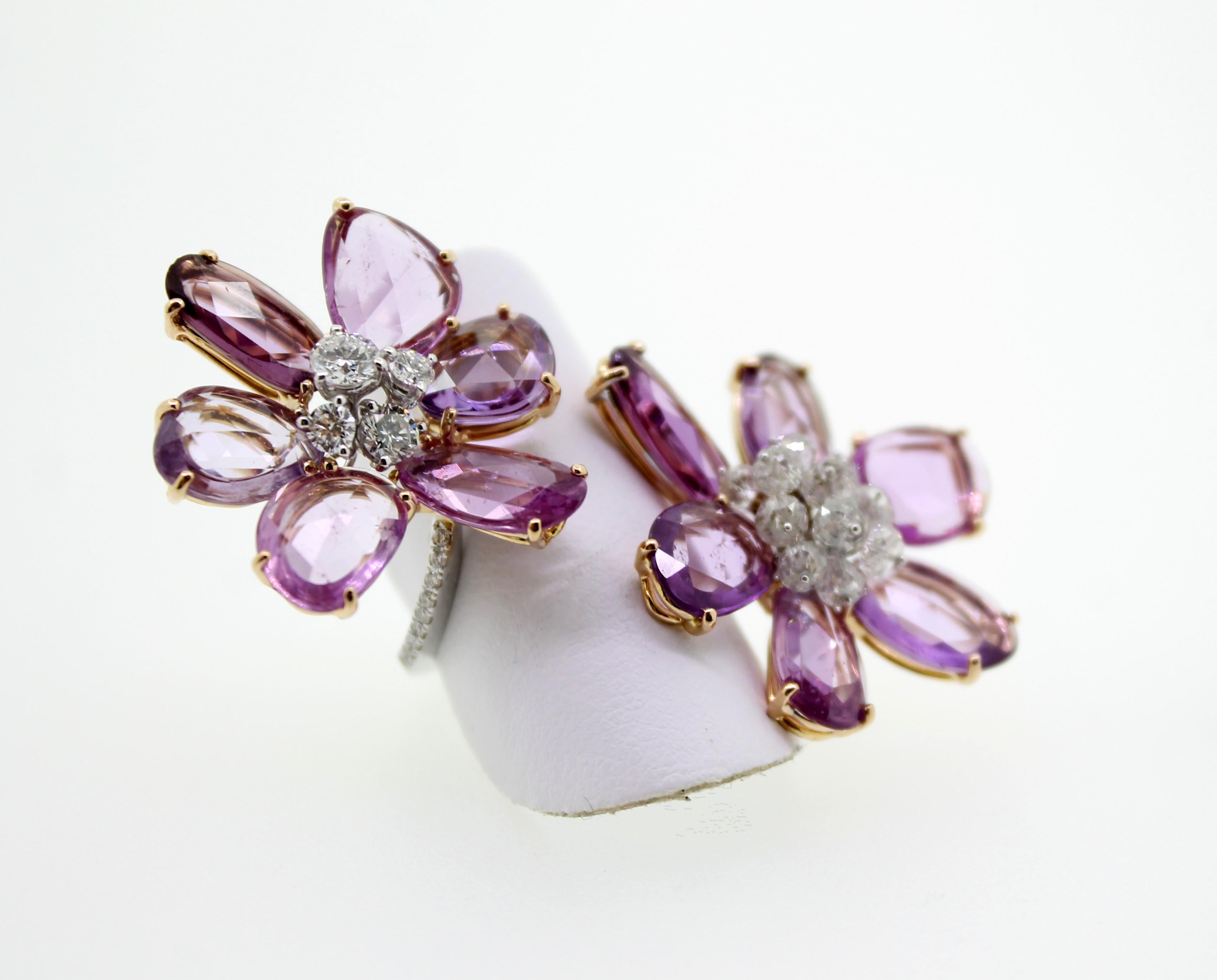 Contemporary Pink Sapphires and Diamonds Double Flower Cocktail Ring For Sale